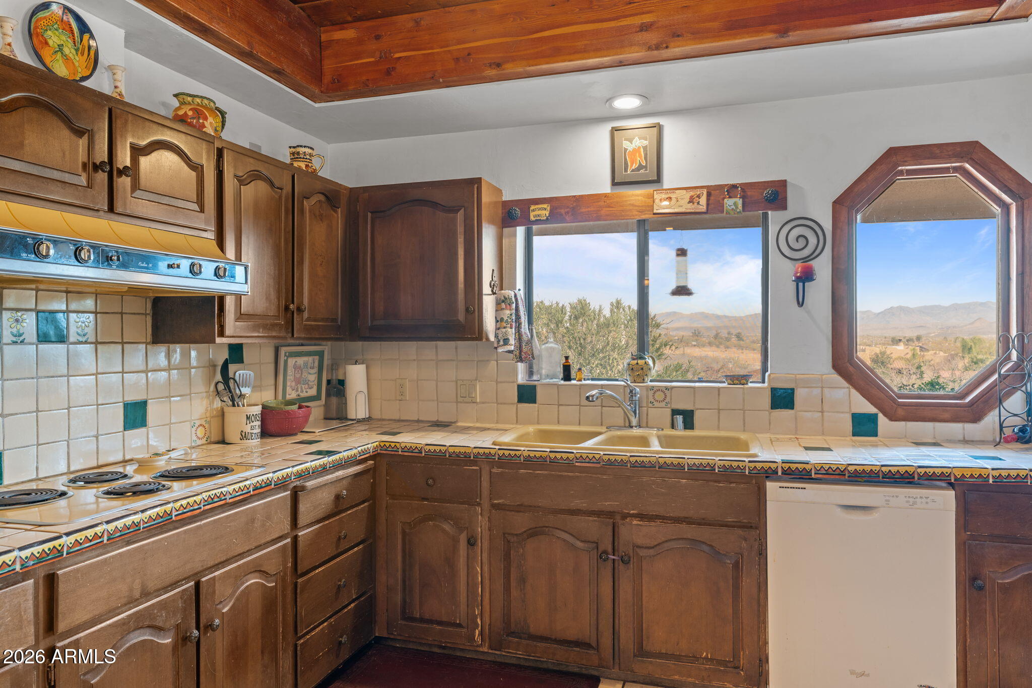 Wickenburg, Arizona, 85390, United States, 4 Bedrooms Bedrooms, ,3 BathroomsBathrooms,Residential,For Sale,2024122
