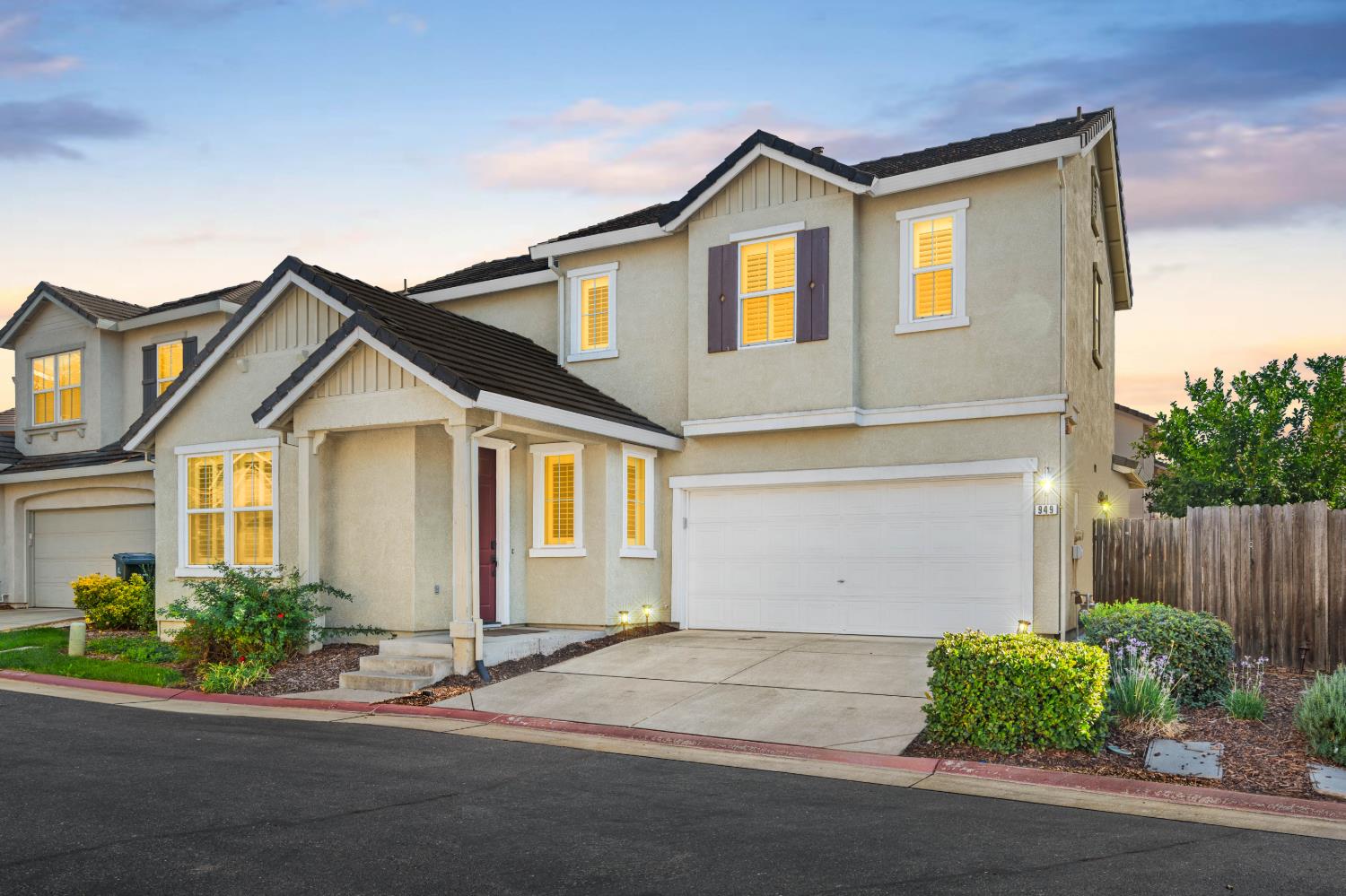 Courtyards Loop, Lincoln, CA 95648