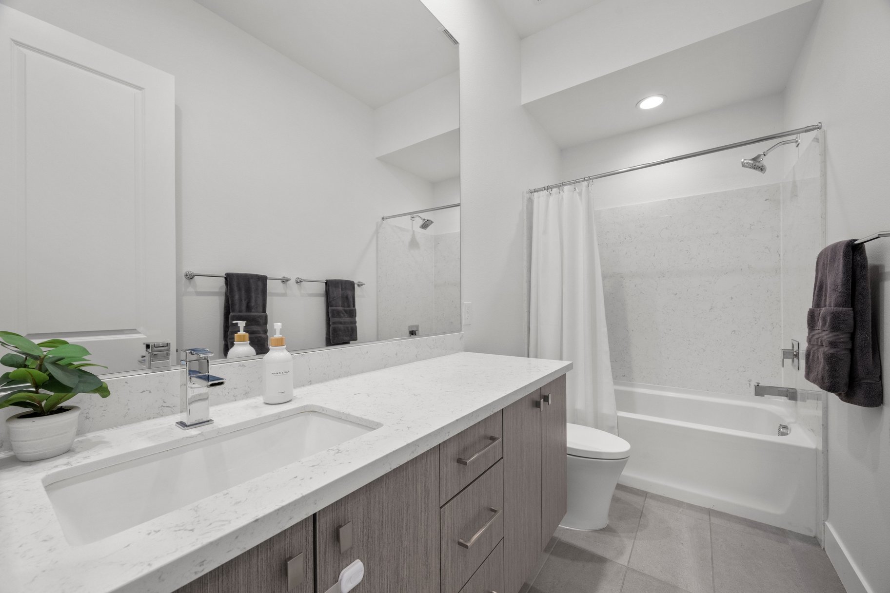  New to Market - 物件實景