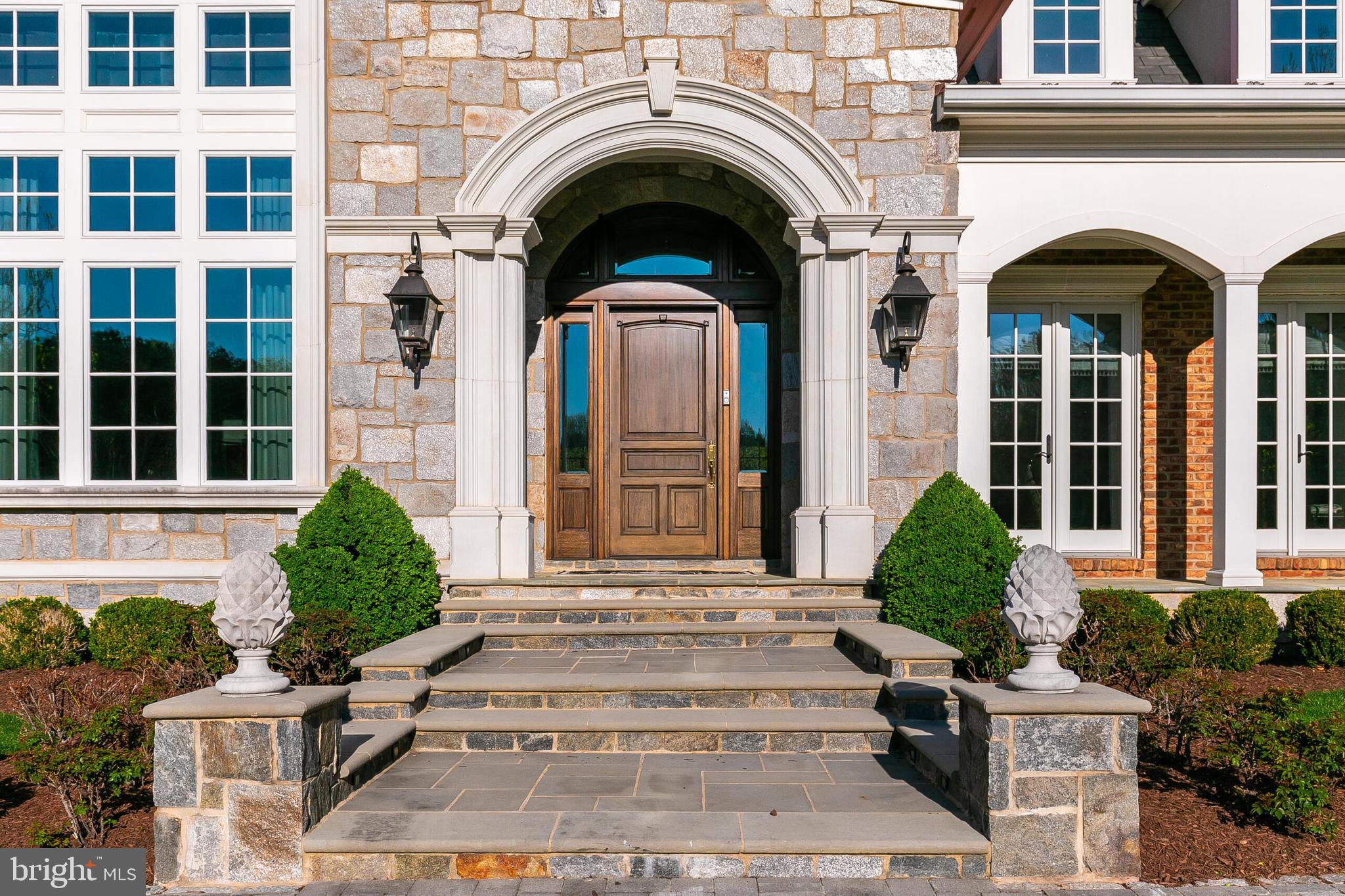 Leesburg, Virginia, 20175, United States, 5 Bedrooms Bedrooms, ,4 BathroomsBathrooms,Residential,For Sale,1776581