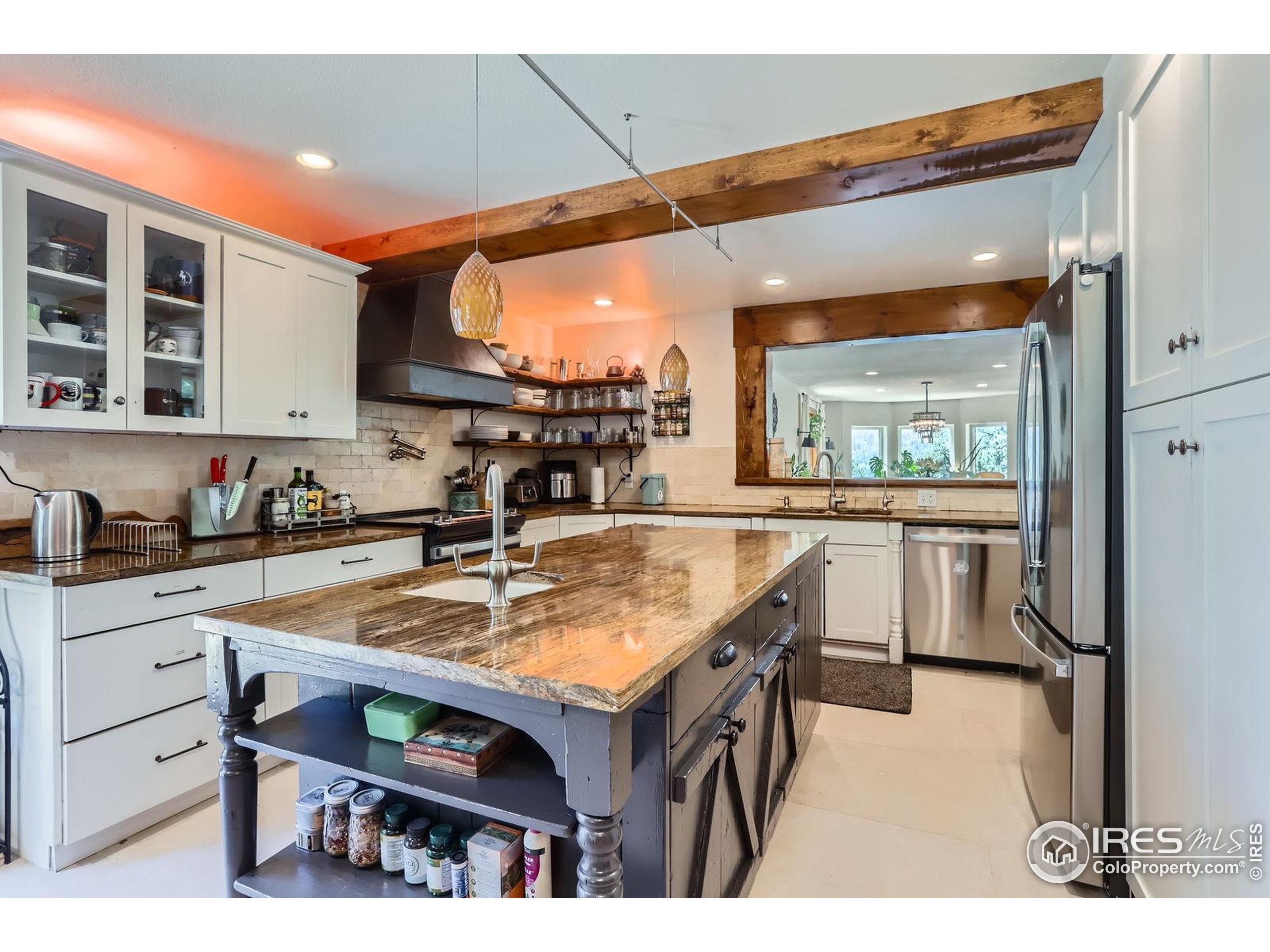 Boulder, Colorado, 80302, United States, 5 Bedrooms Bedrooms, ,2 BathroomsBathrooms,Residential,For Sale,1900877