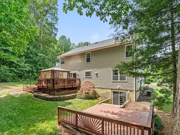 Manassas Park, Virginia, 20111, United States, 4 Bedrooms Bedrooms, ,4 BathroomsBathrooms,Residential,For Sale,1978924