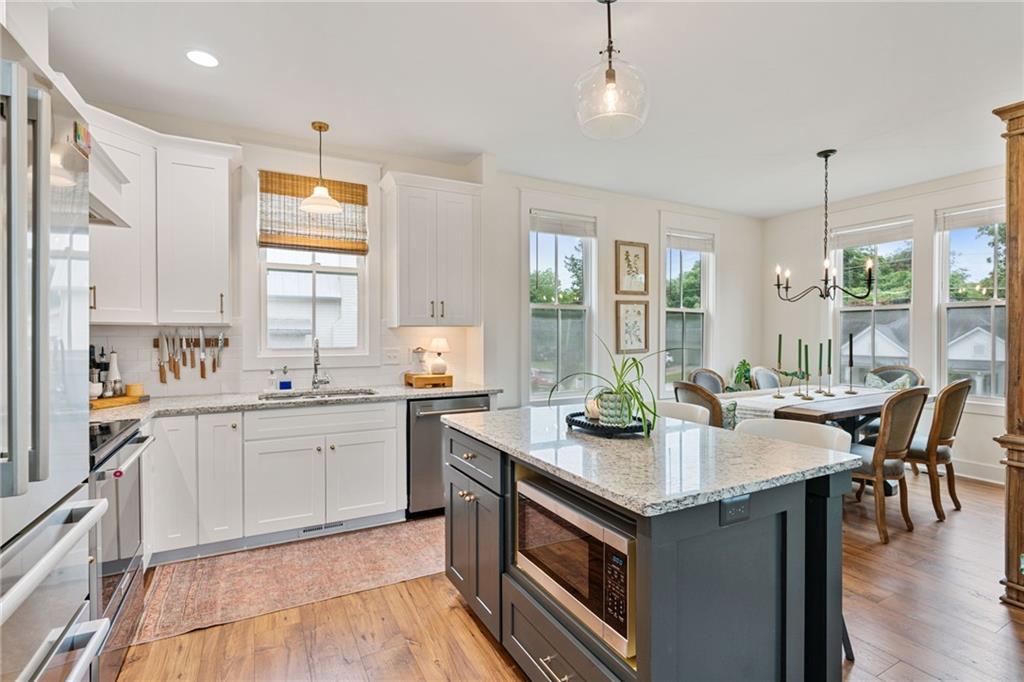 Cleveland, Georgia, 30528, United States, 3 Bedrooms Bedrooms, ,3 BathroomsBathrooms,Residential,For Sale,1905575