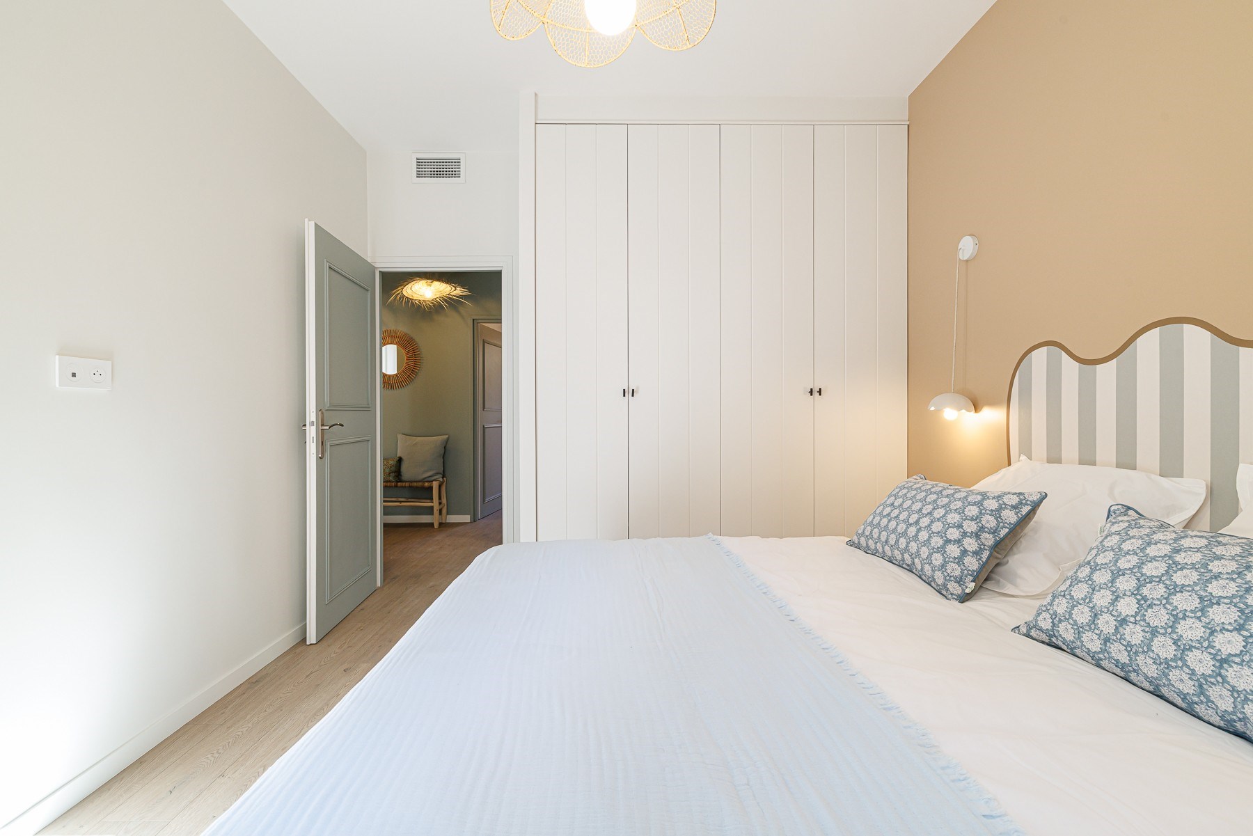  Nice Port 2 bedroom apartment 51 sqm renovated investment property near tramway… - 物件實景