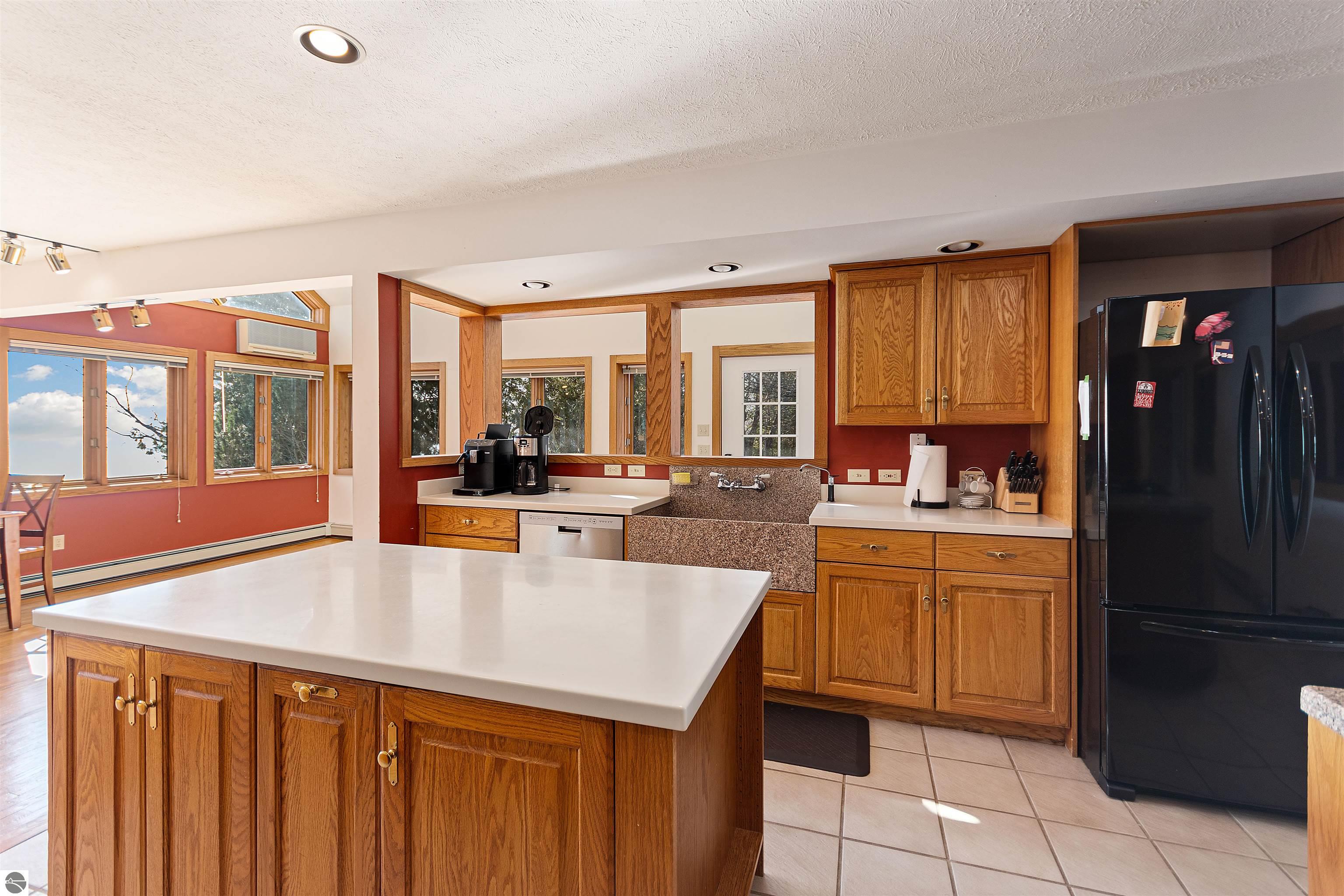 Traverse City, Michigan, 49686, United States, 5 Bedrooms Bedrooms, ,4 BathroomsBathrooms,Residential,For Sale,1770501