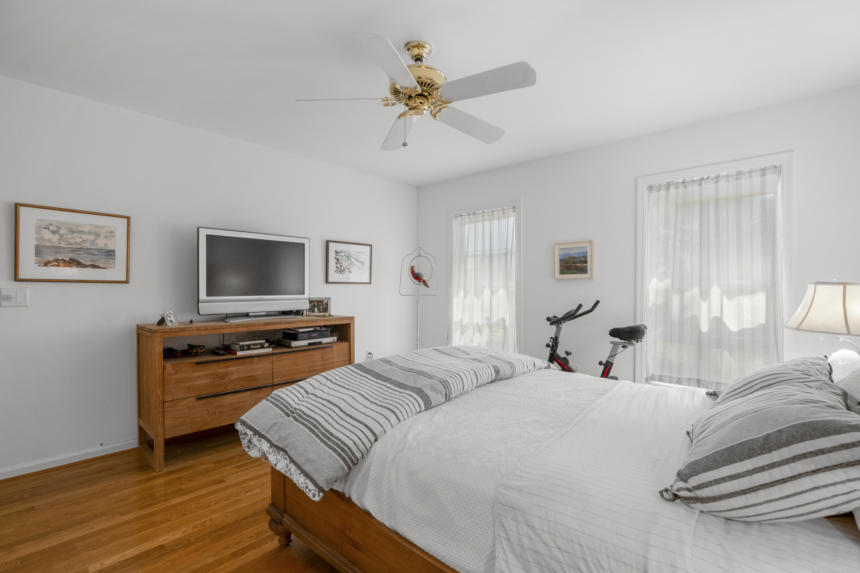  Lovely Harbor Hill Condo - 物件實景
