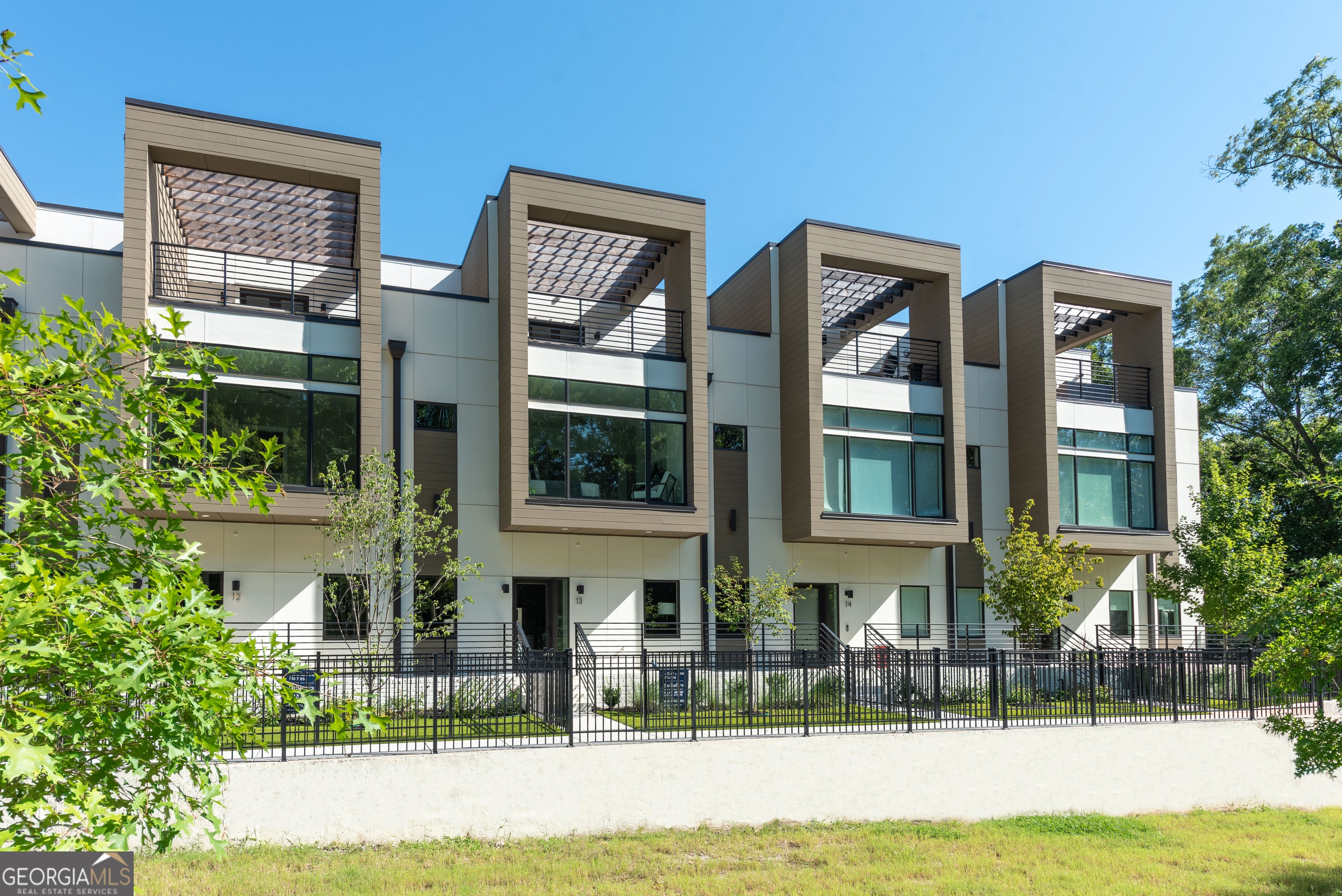 Atlanta, Georgia, 30307, United States, 4 Bedrooms Bedrooms, ,5 BathroomsBathrooms,Residential,For Sale,1927684