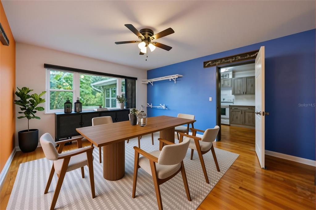 Orlando, Florida, 32805, United States, 3 Bedrooms Bedrooms, ,2 BathroomsBathrooms,Residential,For Sale,1955984