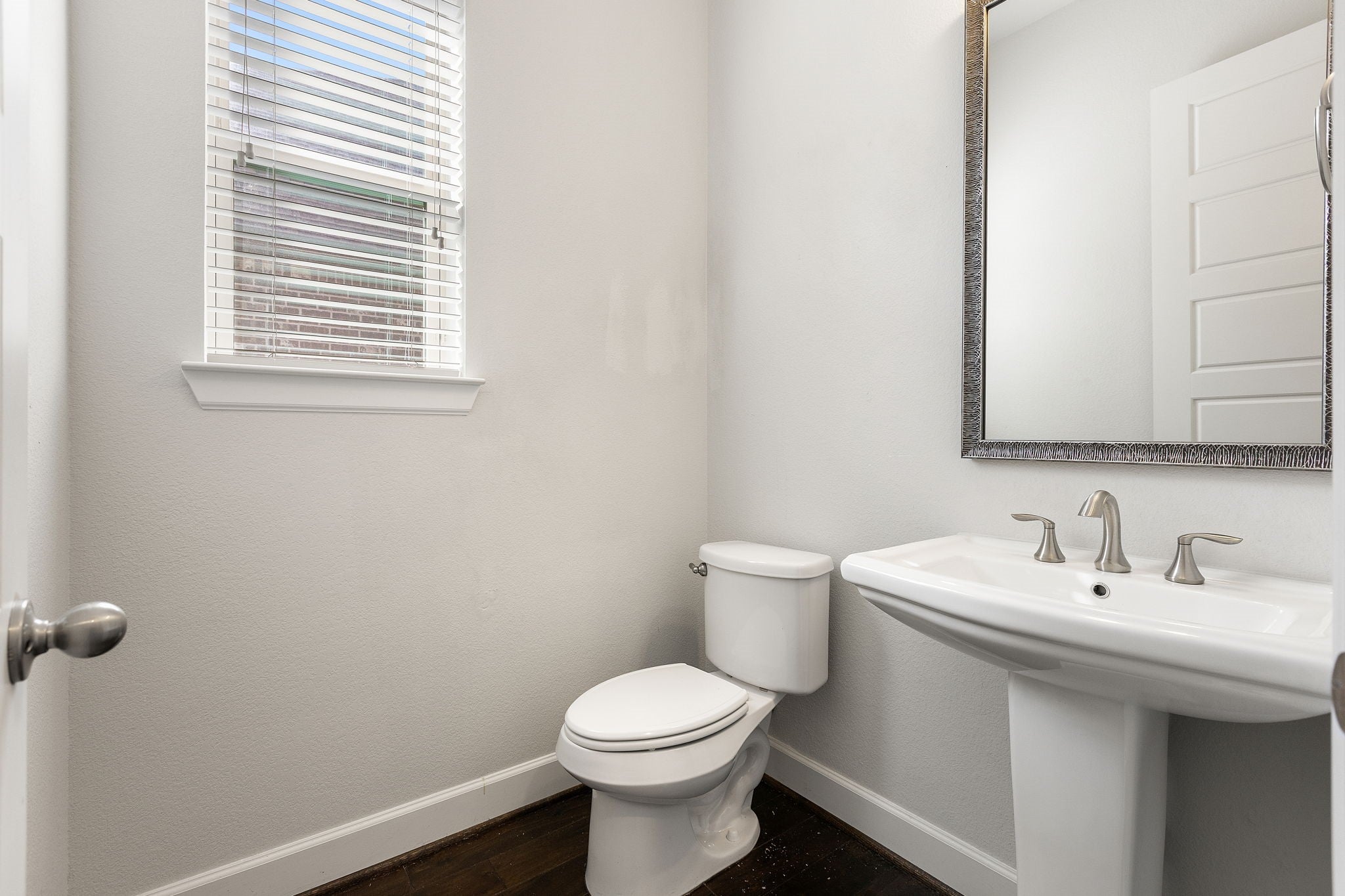 Mansfield, Texas, 76063, United States, 4 Bedrooms Bedrooms, ,4 BathroomsBathrooms,Residential,For Sale,1979956