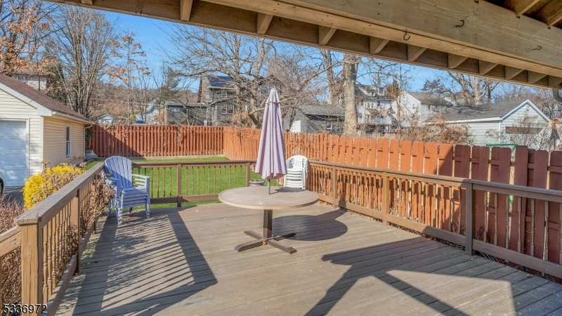 West Orange Twp., New Jersey, 07052, United States, 6 Bedrooms Bedrooms, ,4 BathroomsBathrooms,Residential,For Sale,1934575