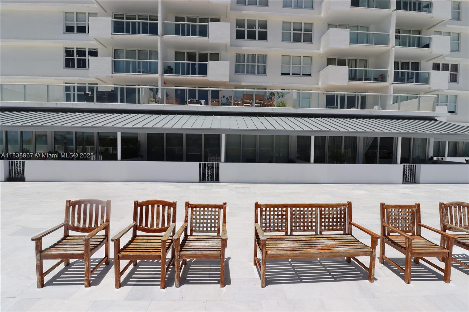 Miami Beach, Florida, 33140, United States, 2 Bedrooms Bedrooms, ,2 BathroomsBathrooms,Residential,For Sale,1890923