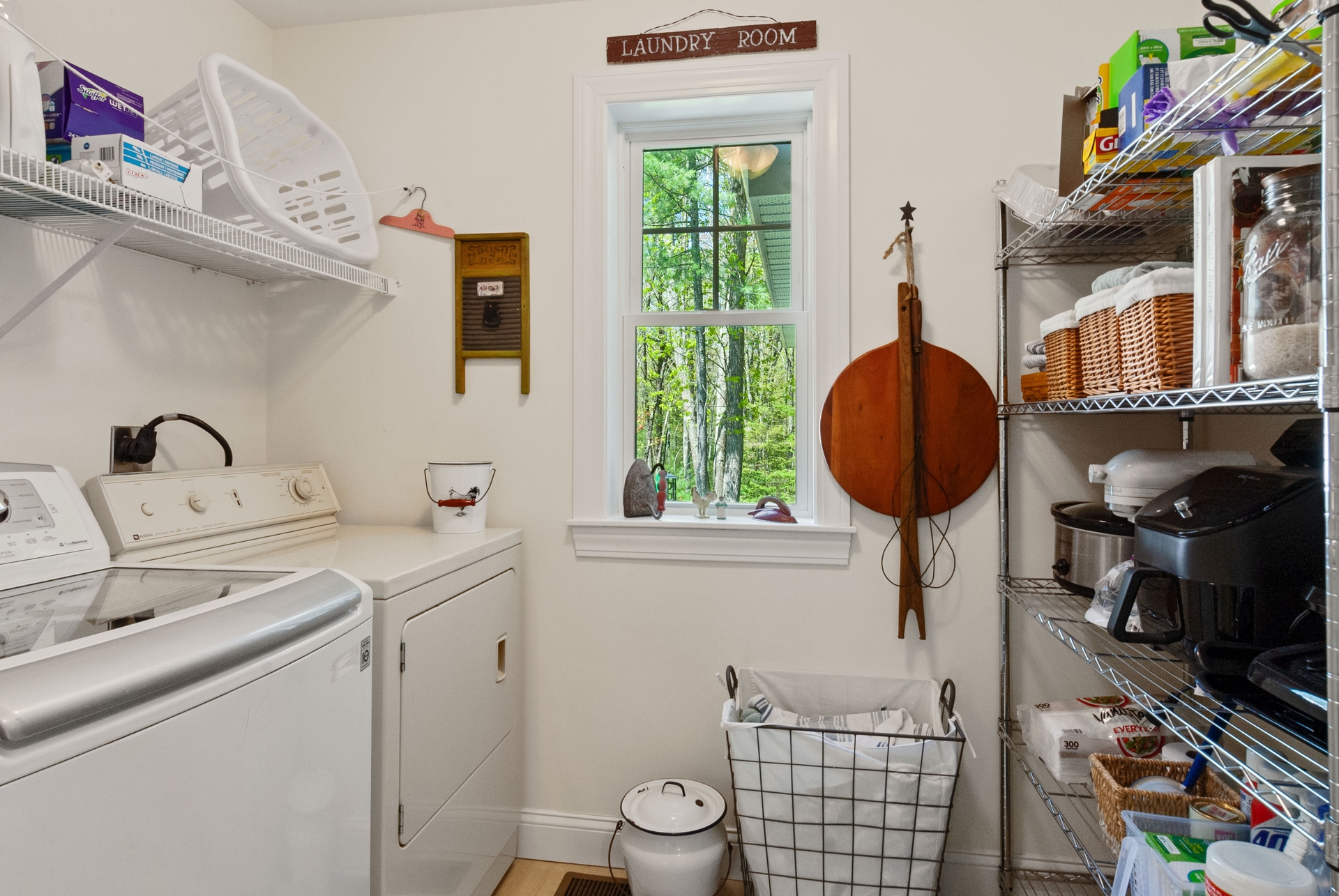 Wells, Maine, 04090, United States, 3 Bedrooms Bedrooms, ,3 BathroomsBathrooms,Residential,For Sale,1821314