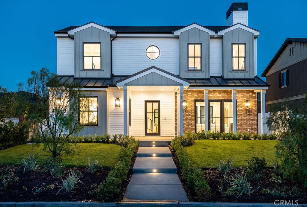Newport Beach, California, 92663, United States, 4 Bedrooms Bedrooms, ,5 BathroomsBathrooms,Residential,For Sale,1708501