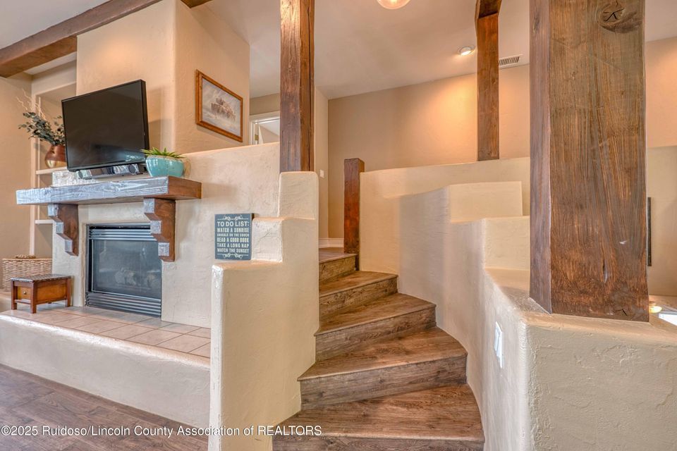 Ruidoso, New Mexico, 88345, United States, 4 Bedrooms Bedrooms, ,3 BathroomsBathrooms,Residential,For Sale,1895343