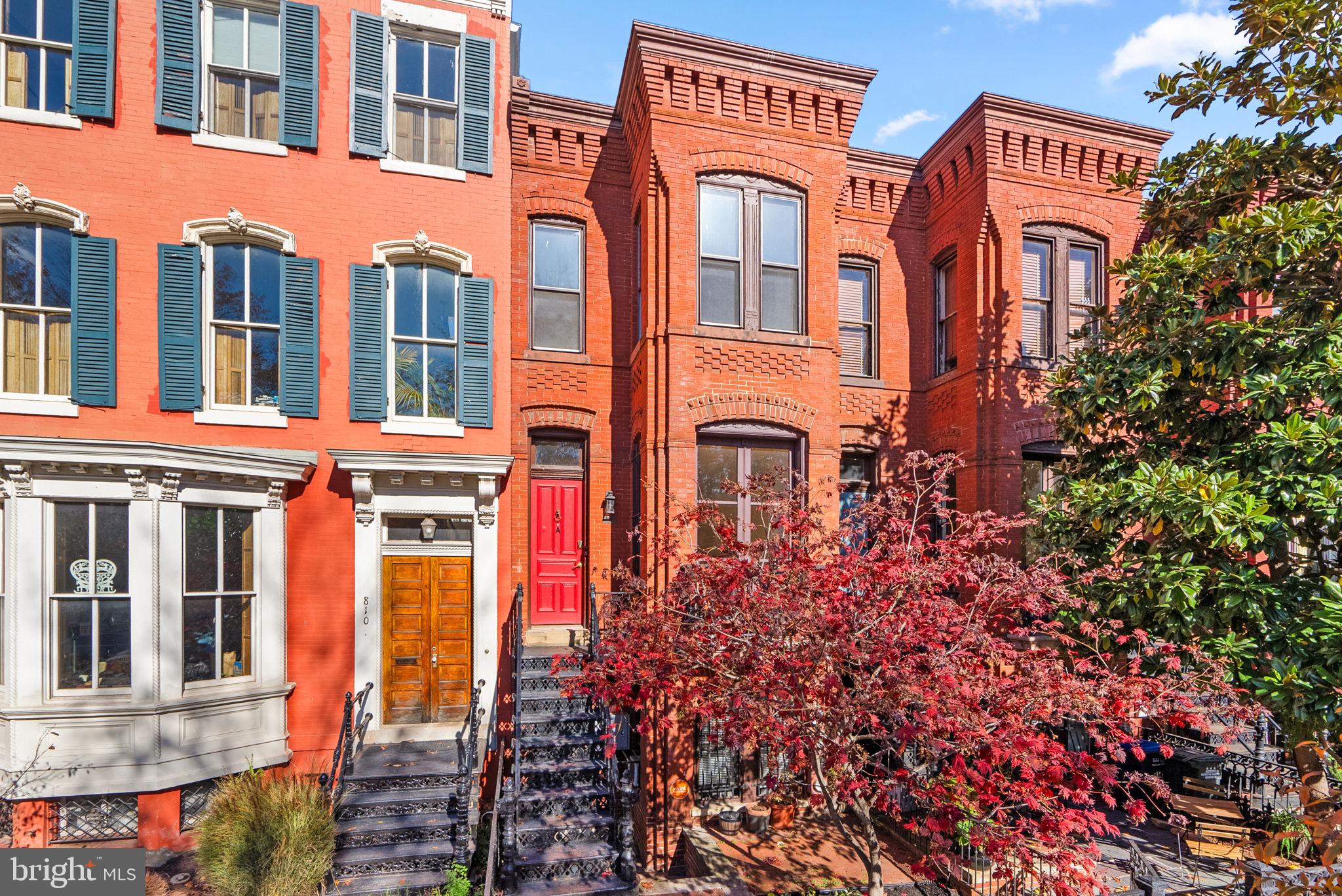 Washington, District of Columbia, 20003, United States, ,Residential,For Sale,1990462