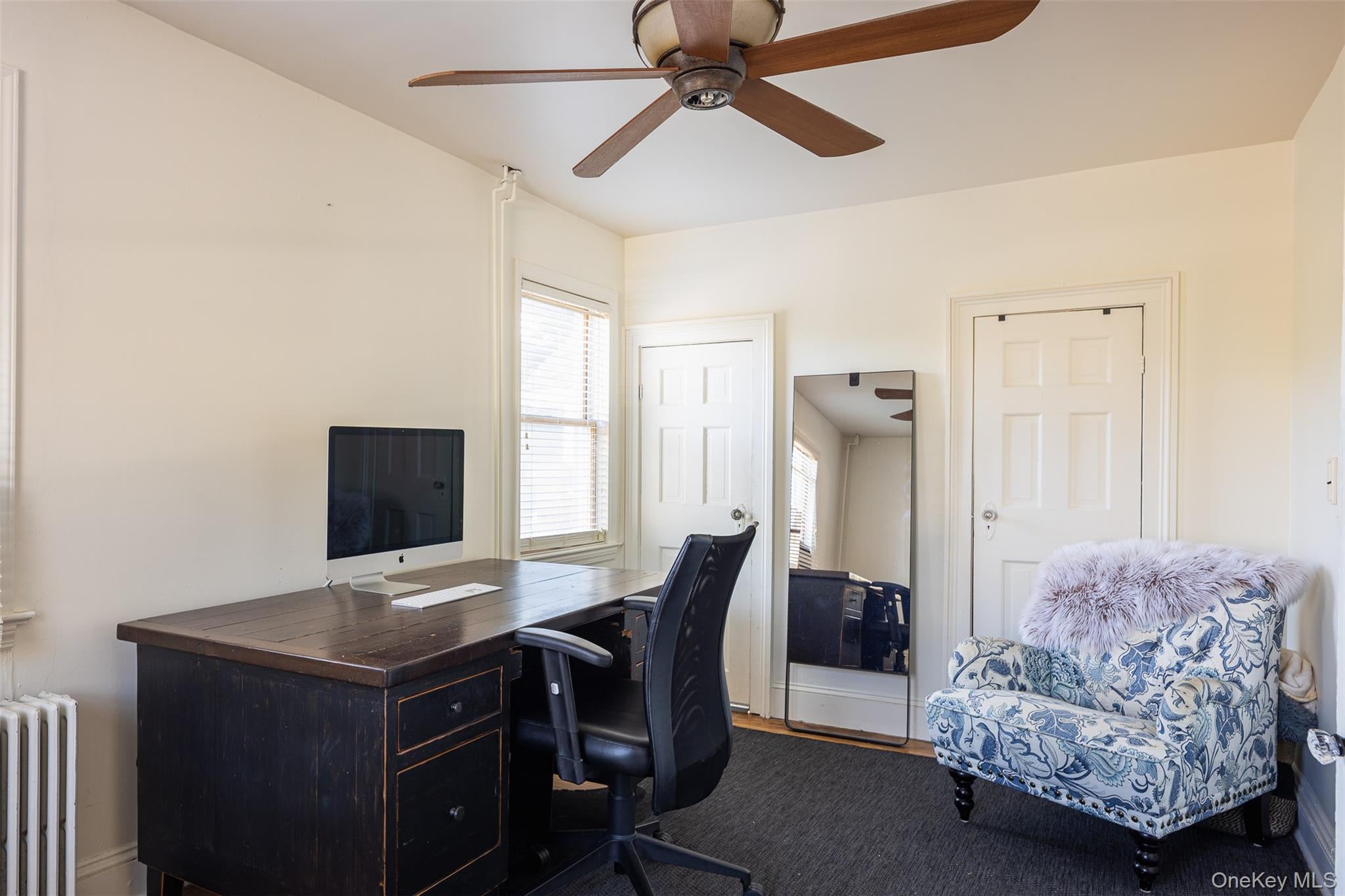 East Moriches, New York, 11940, United States, 6 Bedrooms Bedrooms, ,4 BathroomsBathrooms,Residential,For Sale,1994903