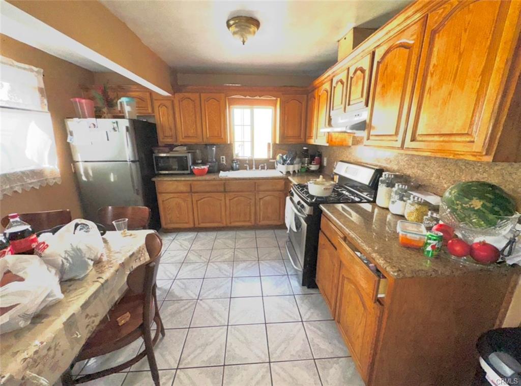 El Monte, California, 91733, United States, 3 Bedrooms Bedrooms, ,2 BathroomsBathrooms,Residential,For Sale,1993855