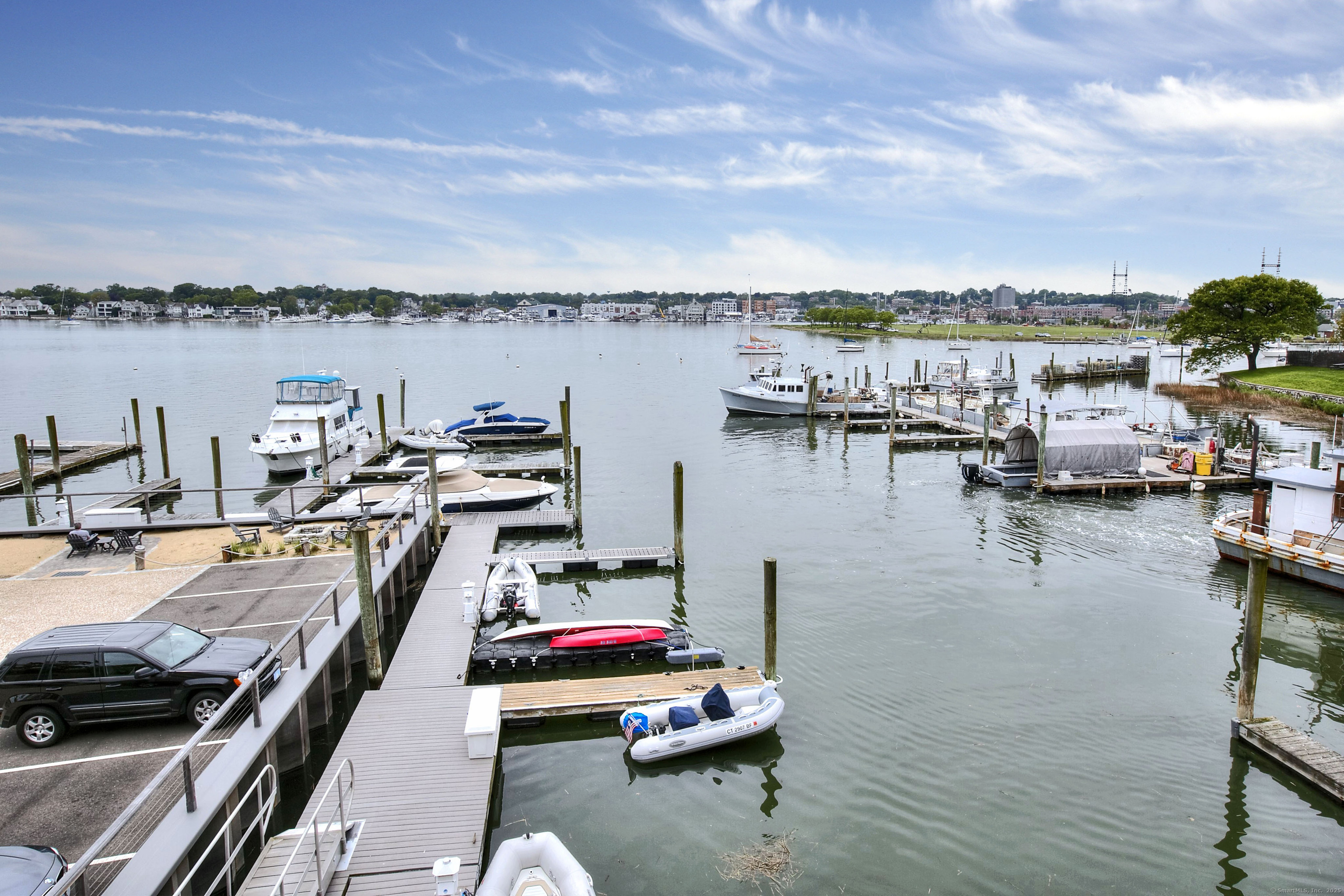 Norwalk, Connecticut, 06855, United States, 2 Bedrooms Bedrooms, ,2 BathroomsBathrooms,Residential,For Sale,1838207