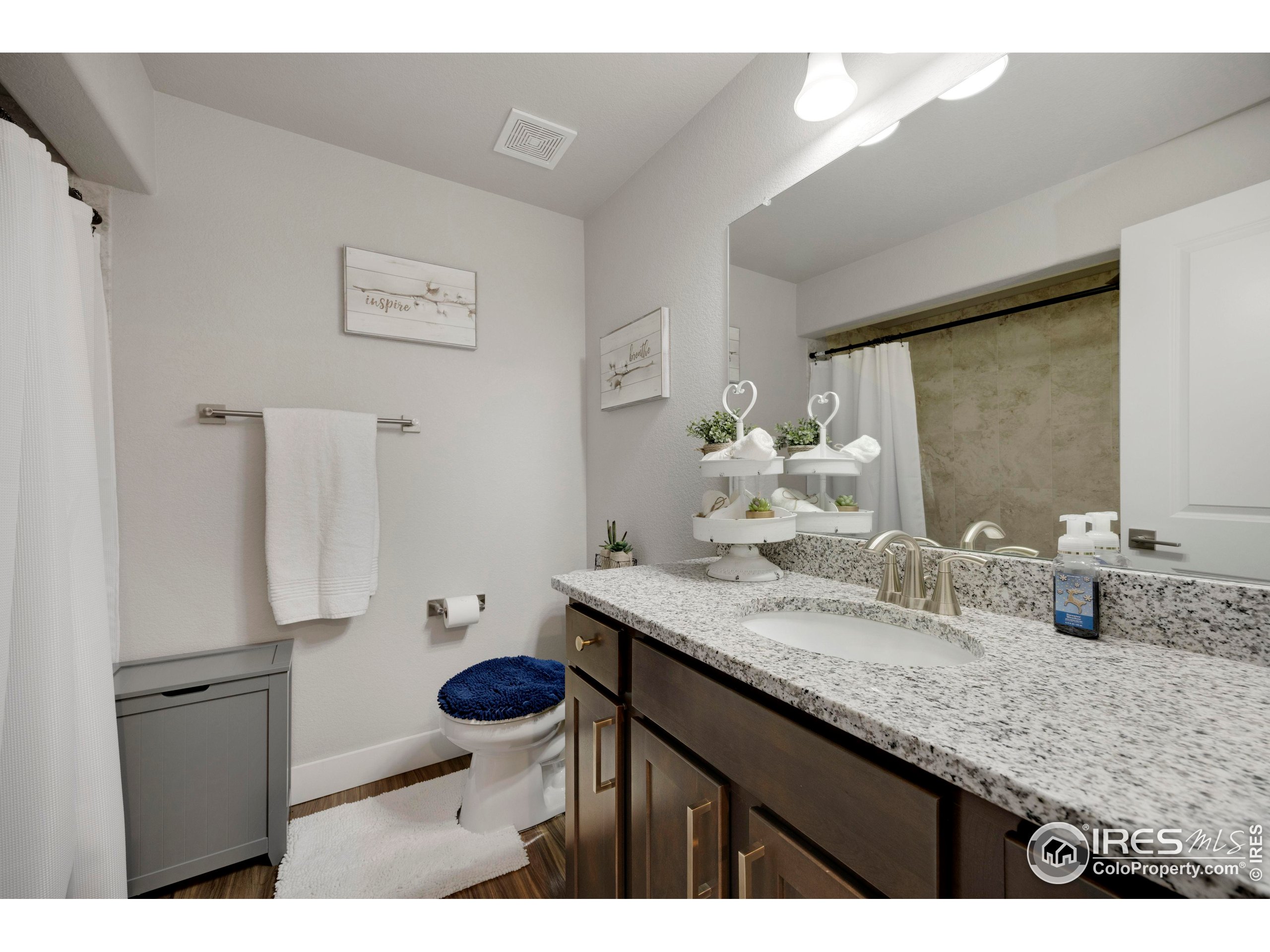 Loveland, Colorado, 80538, United States, 5 Bedrooms Bedrooms, ,3 BathroomsBathrooms,Residential,For Sale,1866532