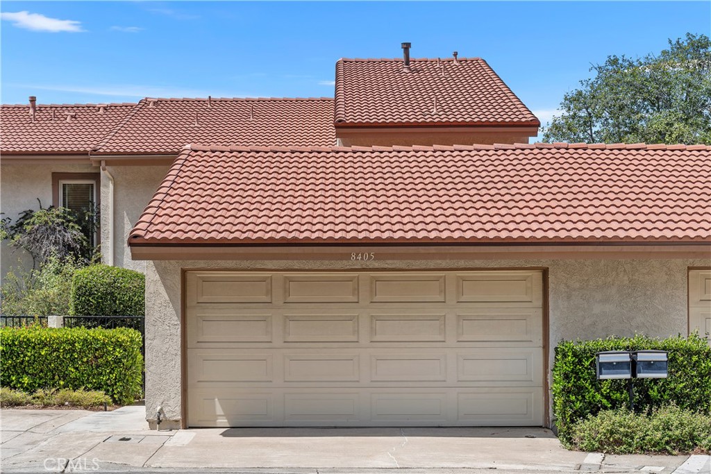 Huntington Beach, California, 92646, United States, 4 Bedrooms Bedrooms, ,3 BathroomsBathrooms,Residential,For Sale,1906442