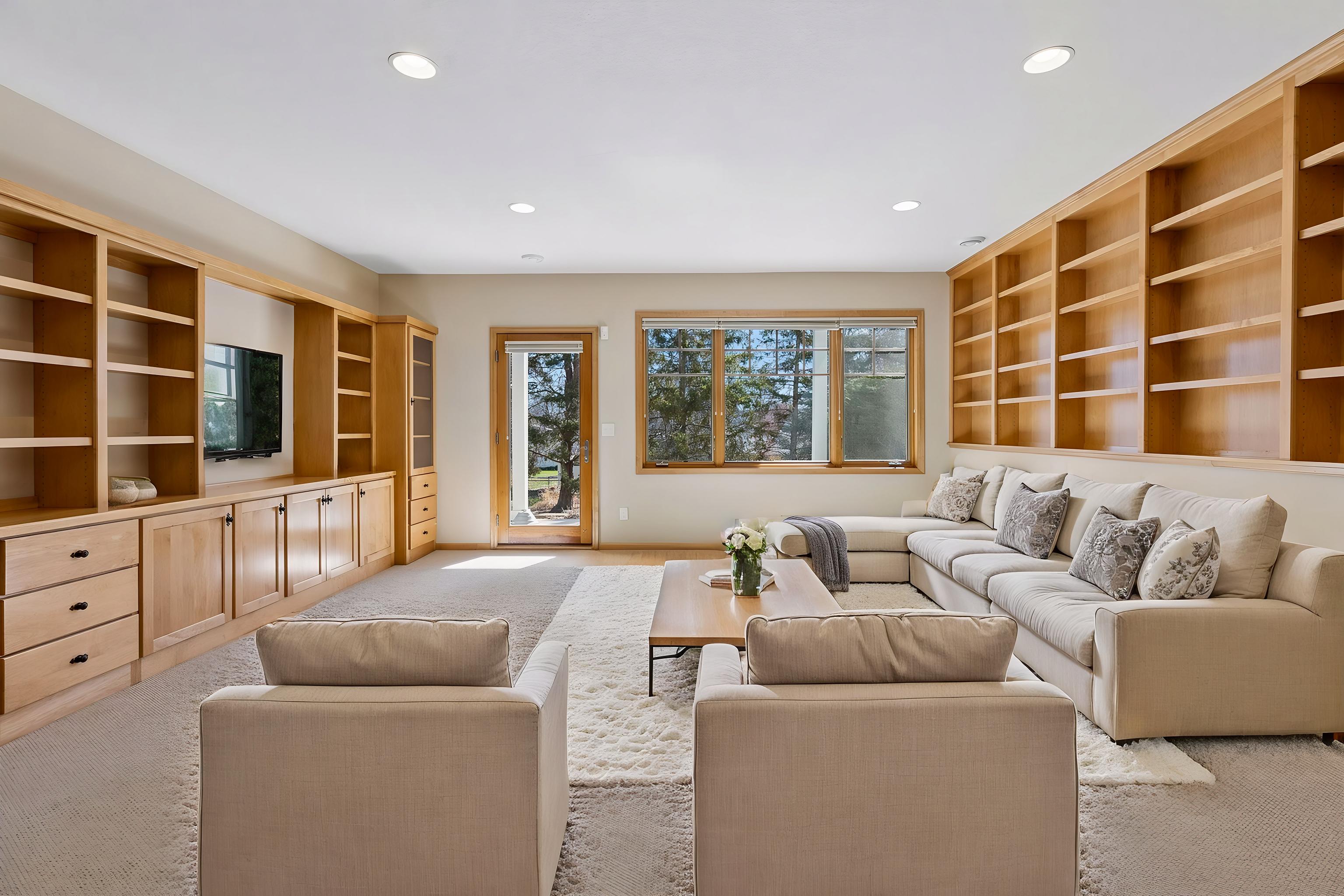  Spacious Townhome in Prime Location - 物件實景