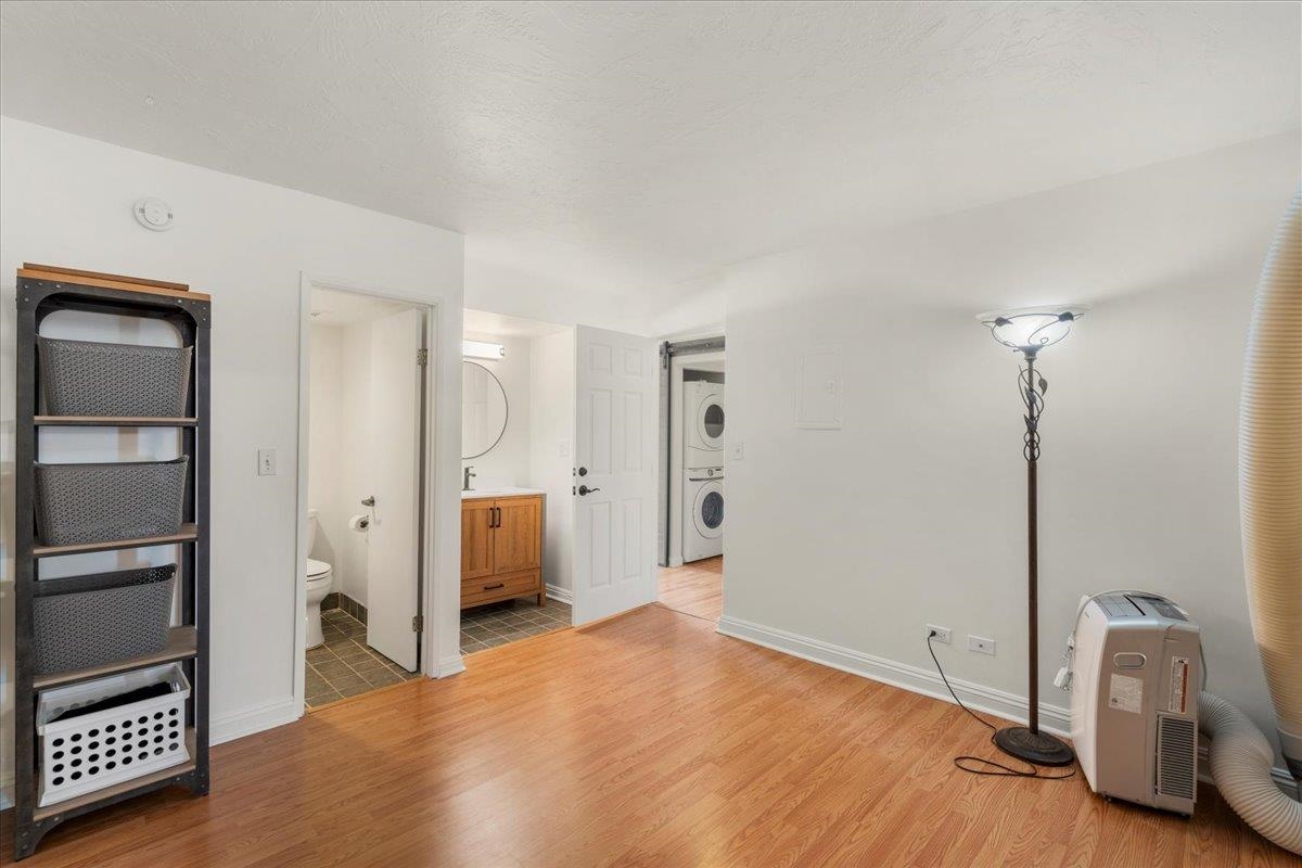 Wailuku, Hawaii, 96793, United States, 2 Bedrooms Bedrooms, ,2 BathroomsBathrooms,Residential,For Sale,1849060