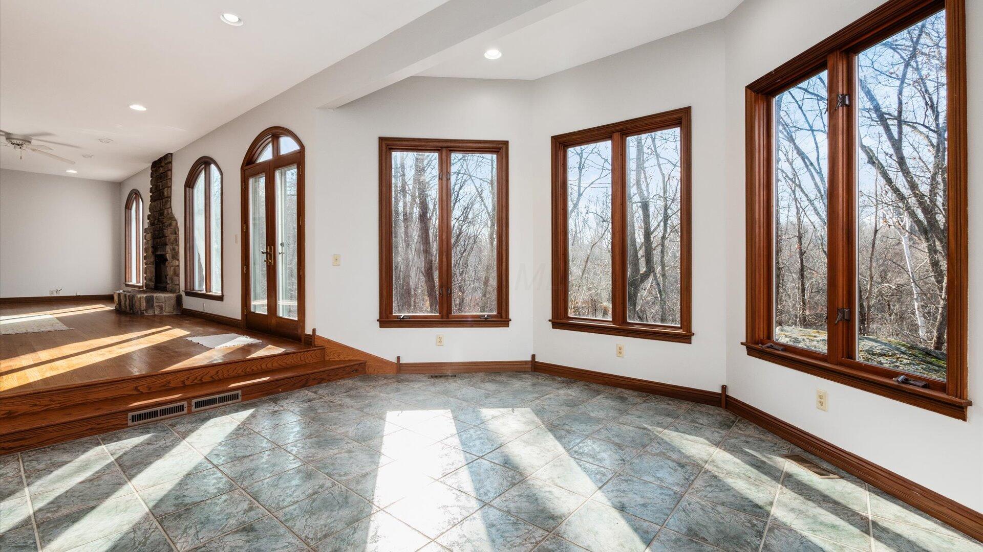 Nashport, Ohio, 43830, United States, 3 Bedrooms Bedrooms, ,3 BathroomsBathrooms,Residential,For Sale,1978230