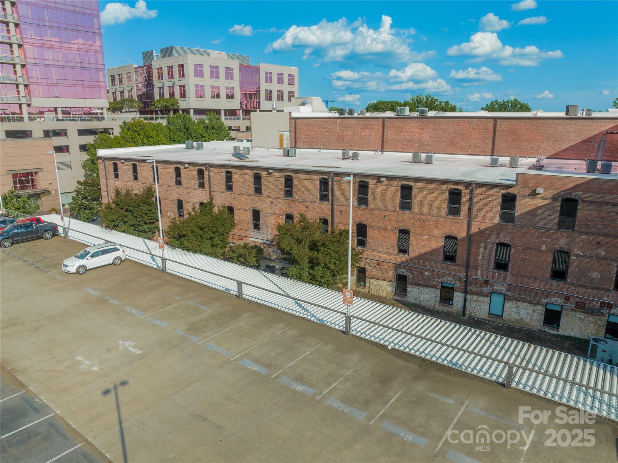 Charlotte, North Carolina, 28203, United States, 2 Bedrooms Bedrooms, ,1 BathroomBathrooms,Residential,For Sale,2000933