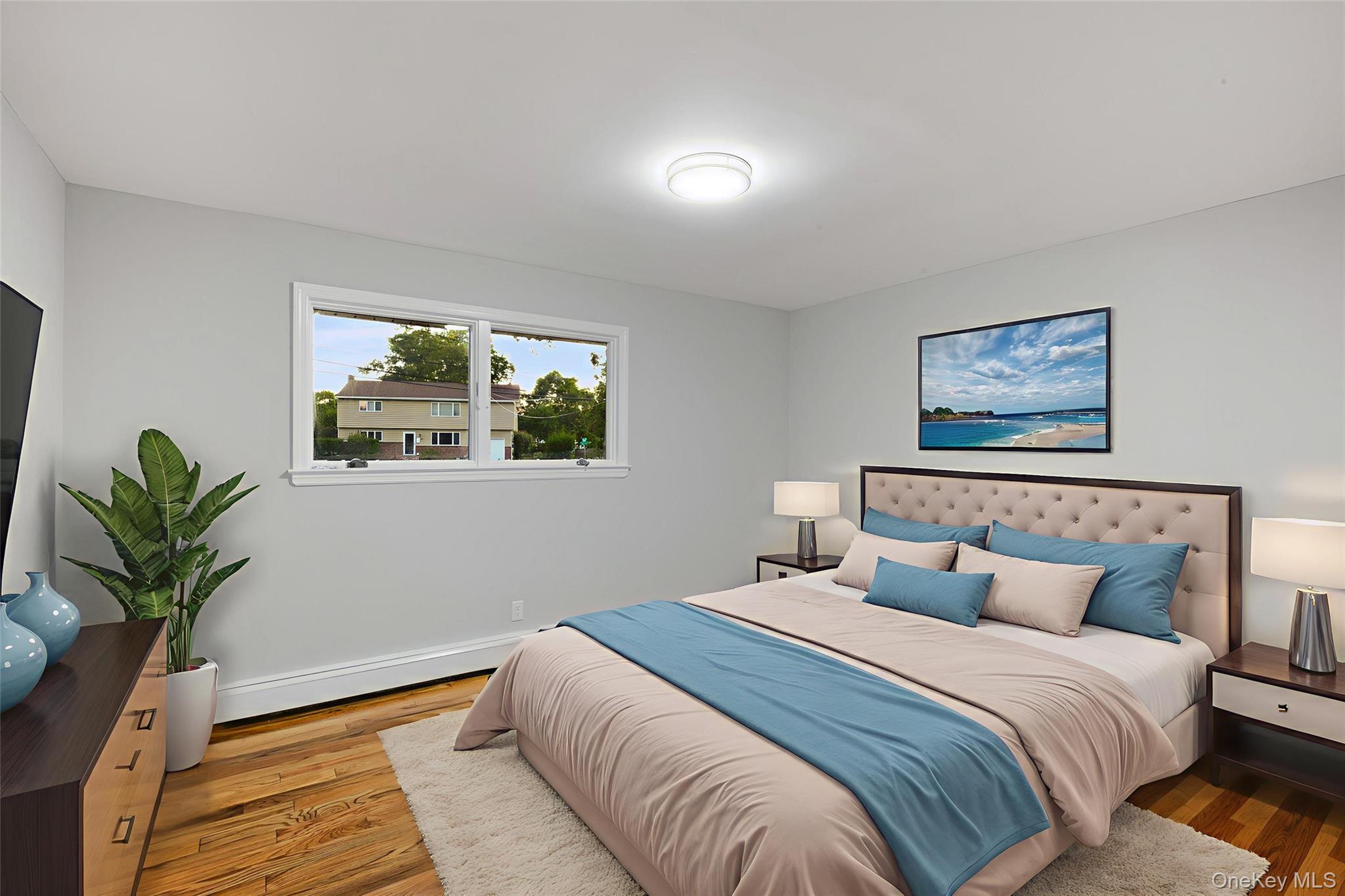 Amityville, New York, 11701, United States, 4 Bedrooms Bedrooms, ,2 BathroomsBathrooms,Residential,For Sale,2001816