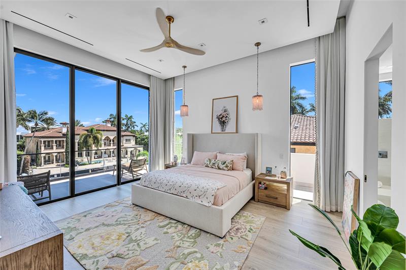 Fort Lauderdale, Florida, 33301, United States, 5 Bedrooms Bedrooms, ,8 BathroomsBathrooms,Residential,For Sale,1971363