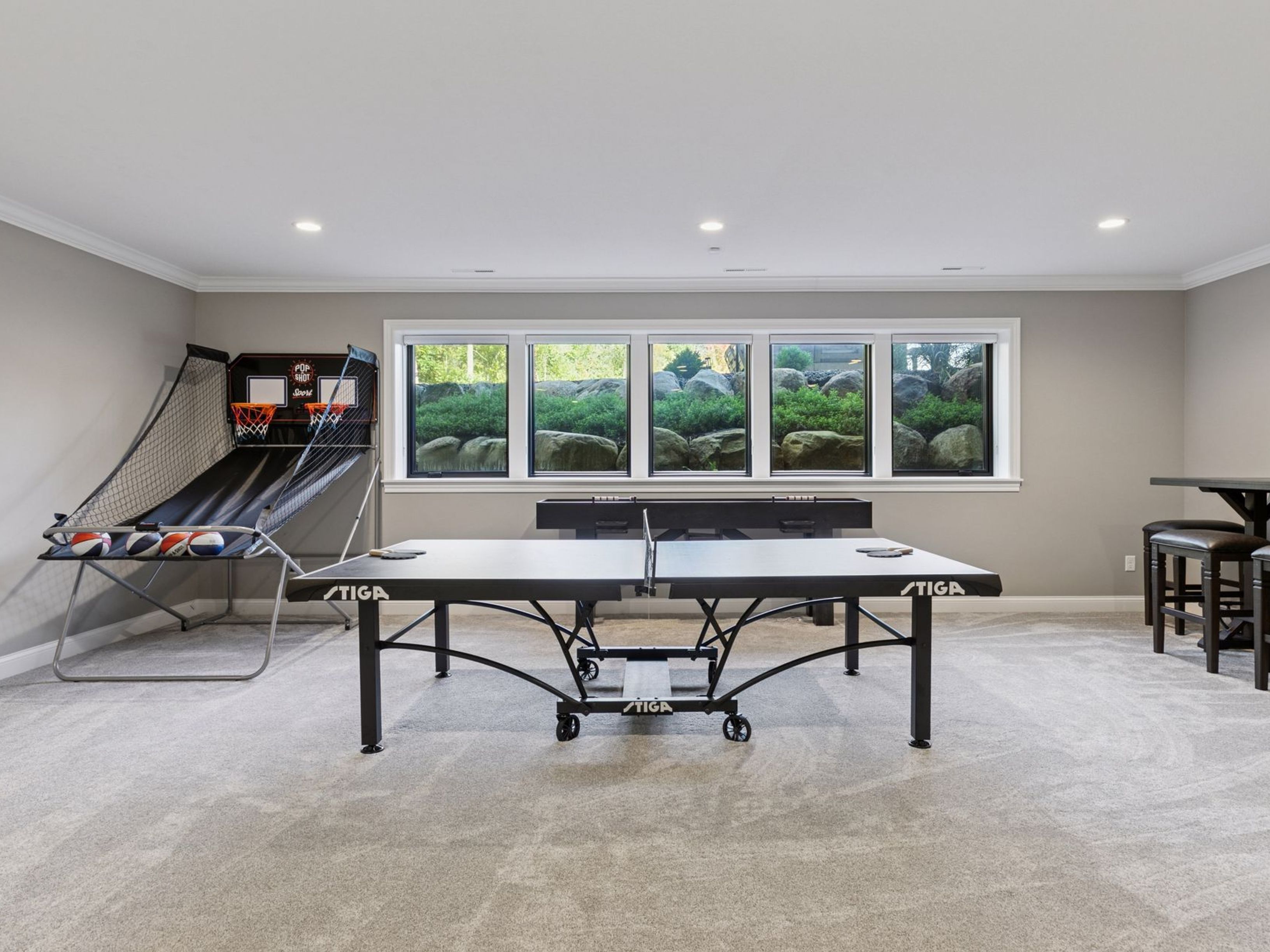  Custom Luxury Estate with Resort-Style Amenities - 物件實景