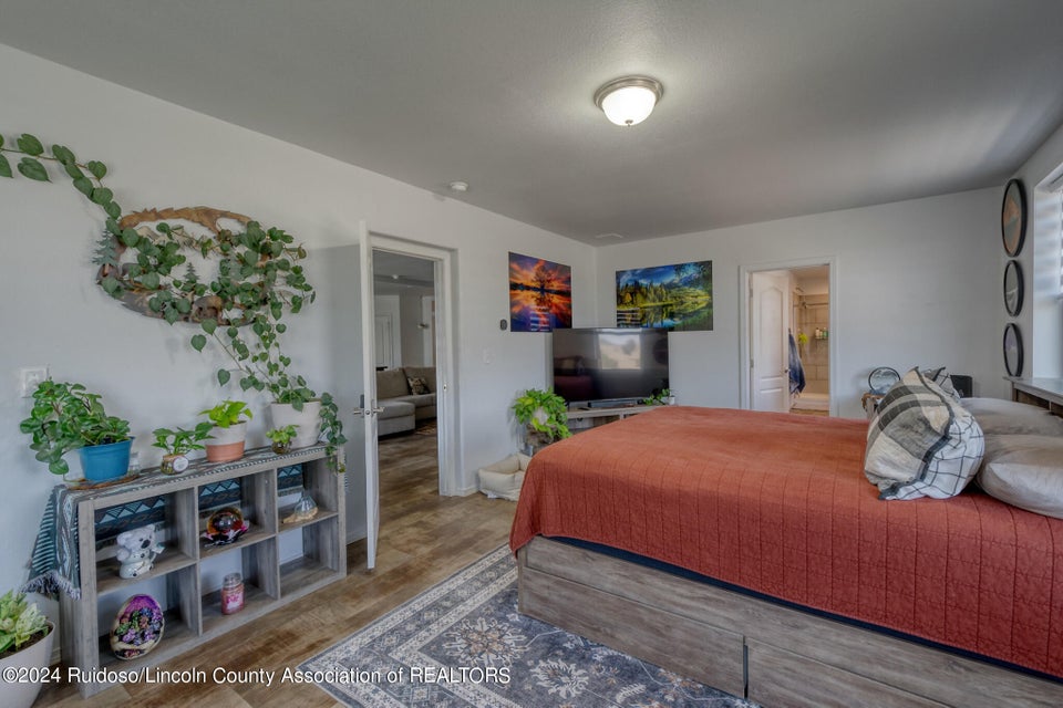 Nogal, New Mexico, 88341, United States, 4 Bedrooms Bedrooms, ,3 BathroomsBathrooms,Residential,For Sale,1977253