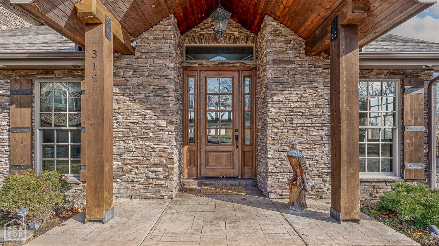 Mountain Home, Arkansas, 72653, United States, 5 Bedrooms Bedrooms, ,3 BathroomsBathrooms,Residential,For Sale,2002861