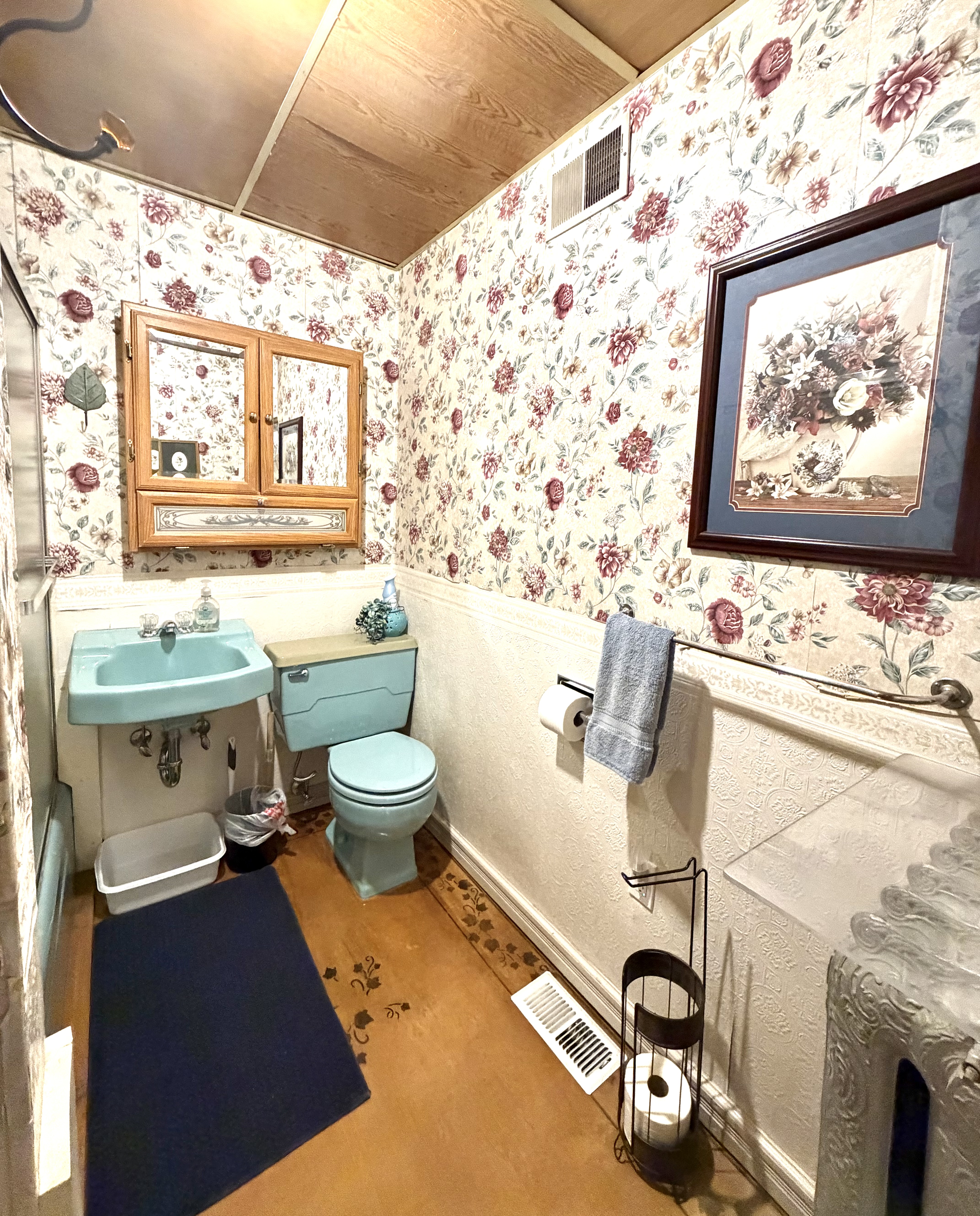 Butte, Montana, 59701, United States, 4 Bedrooms Bedrooms, ,4 BathroomsBathrooms,Residential,For Sale,1995407