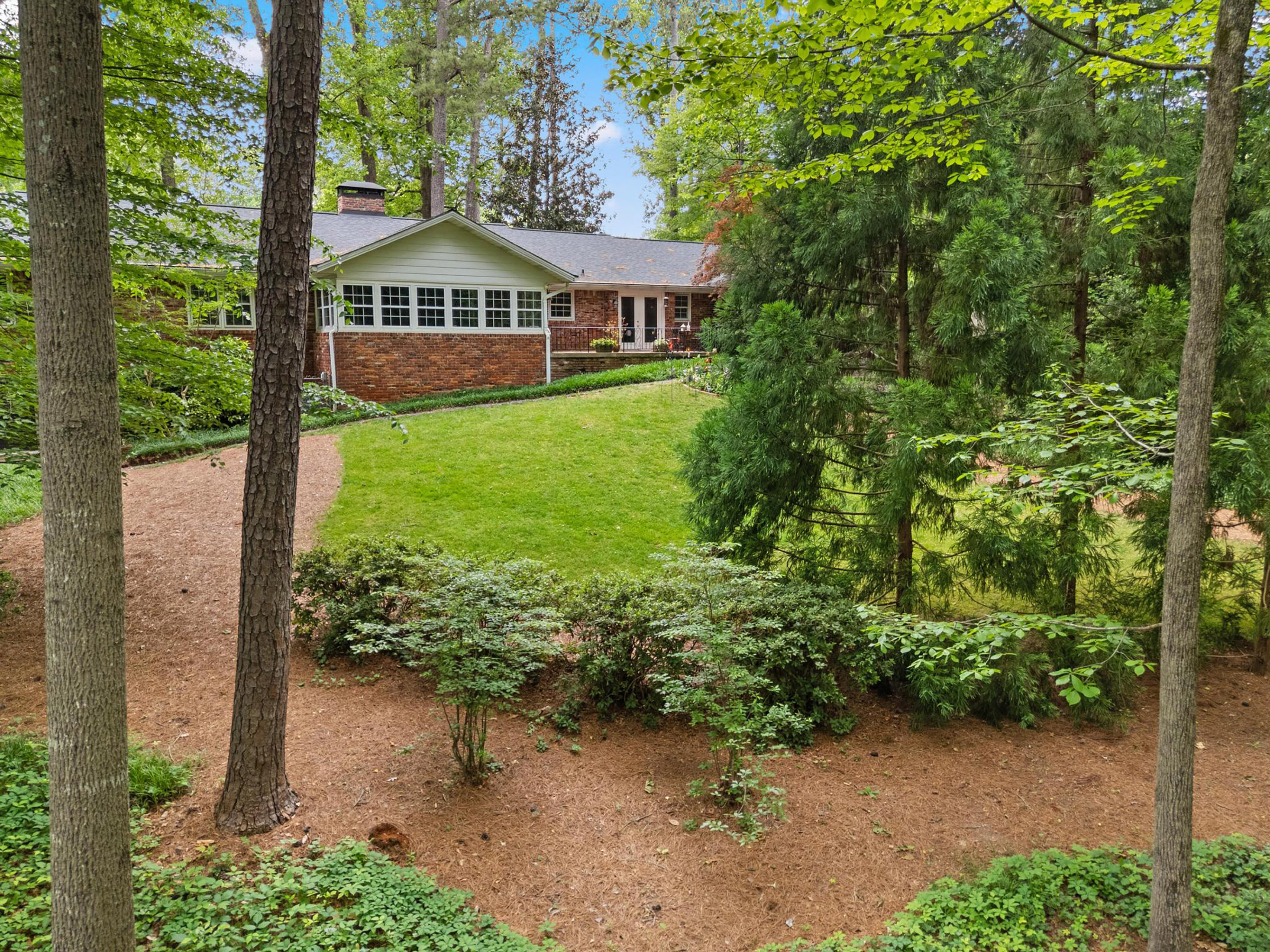  Exceptional Lot, Unbeatable Location and Endless Potential - 物件實景