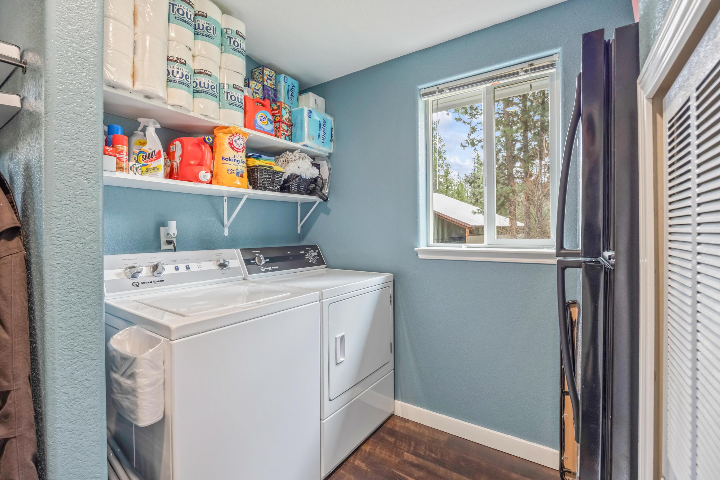 La Pine, Oregon, 97739, United States, 3 Bedrooms Bedrooms, ,3 BathroomsBathrooms,Residential,For Sale,2033541