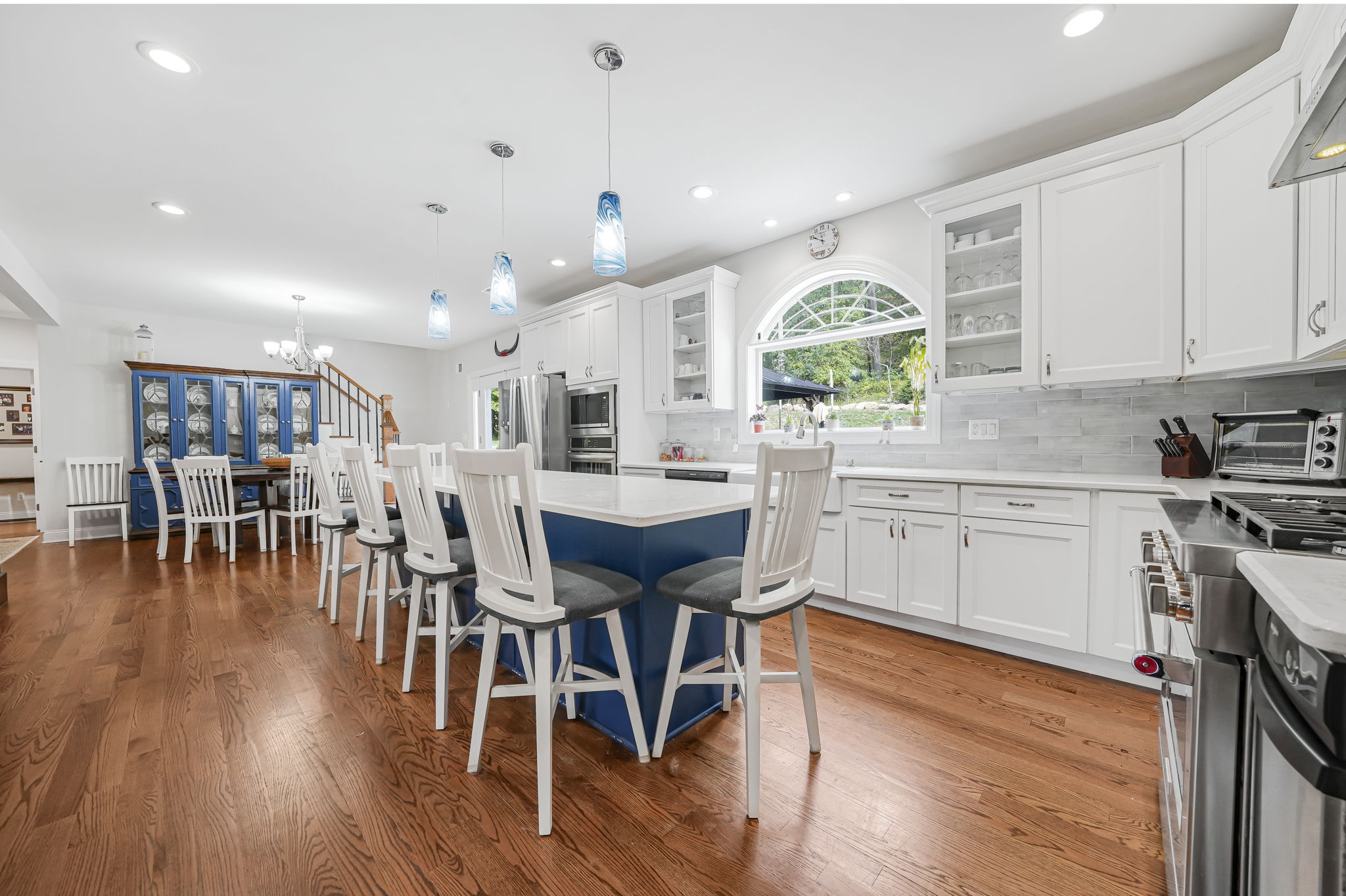 Montville, New Jersey, 07045, United States, 4 Bedrooms Bedrooms, ,4 BathroomsBathrooms,Residential,For Sale,1974923