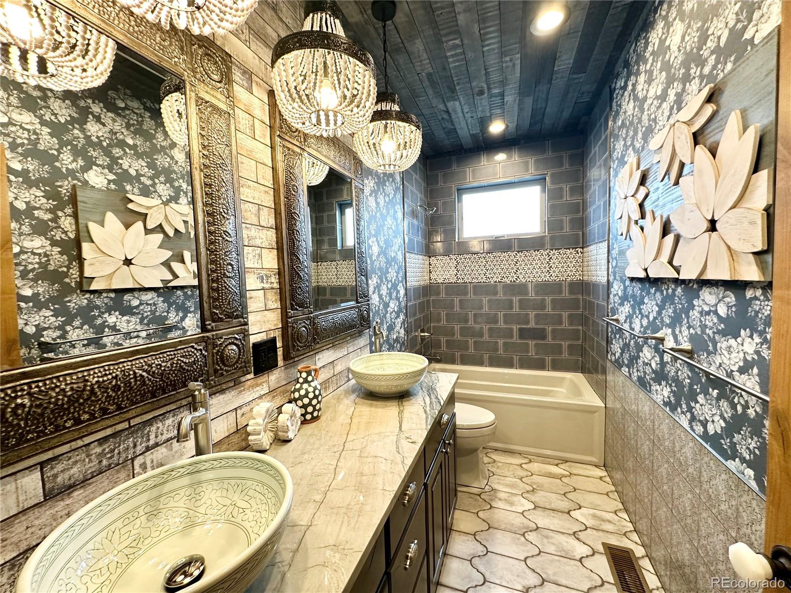 Poncha Springs, Colorado, 81242, United States, 5 Bedrooms Bedrooms, ,3 BathroomsBathrooms,Residential,For Sale,1921915