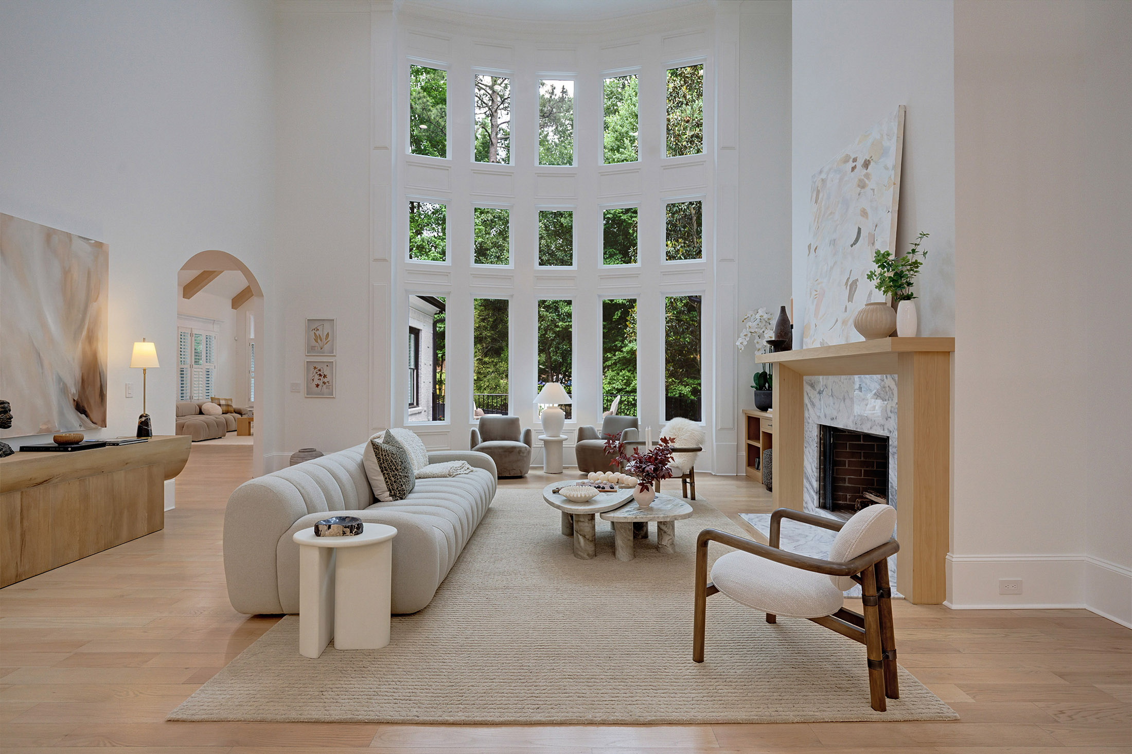  Exceptional Estate Combines Modern Luxury and Timeless Elegance - 物件實景