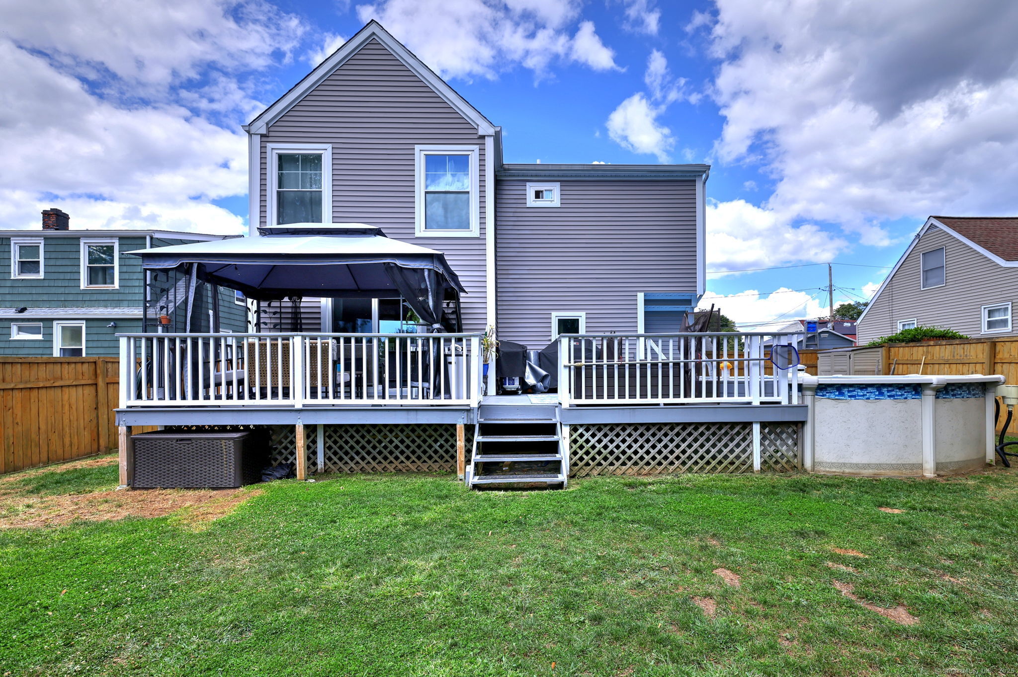 Milford, Connecticut, 06460, United States, 4 Bedrooms Bedrooms, ,3 BathroomsBathrooms,Residential,For Sale,1939362