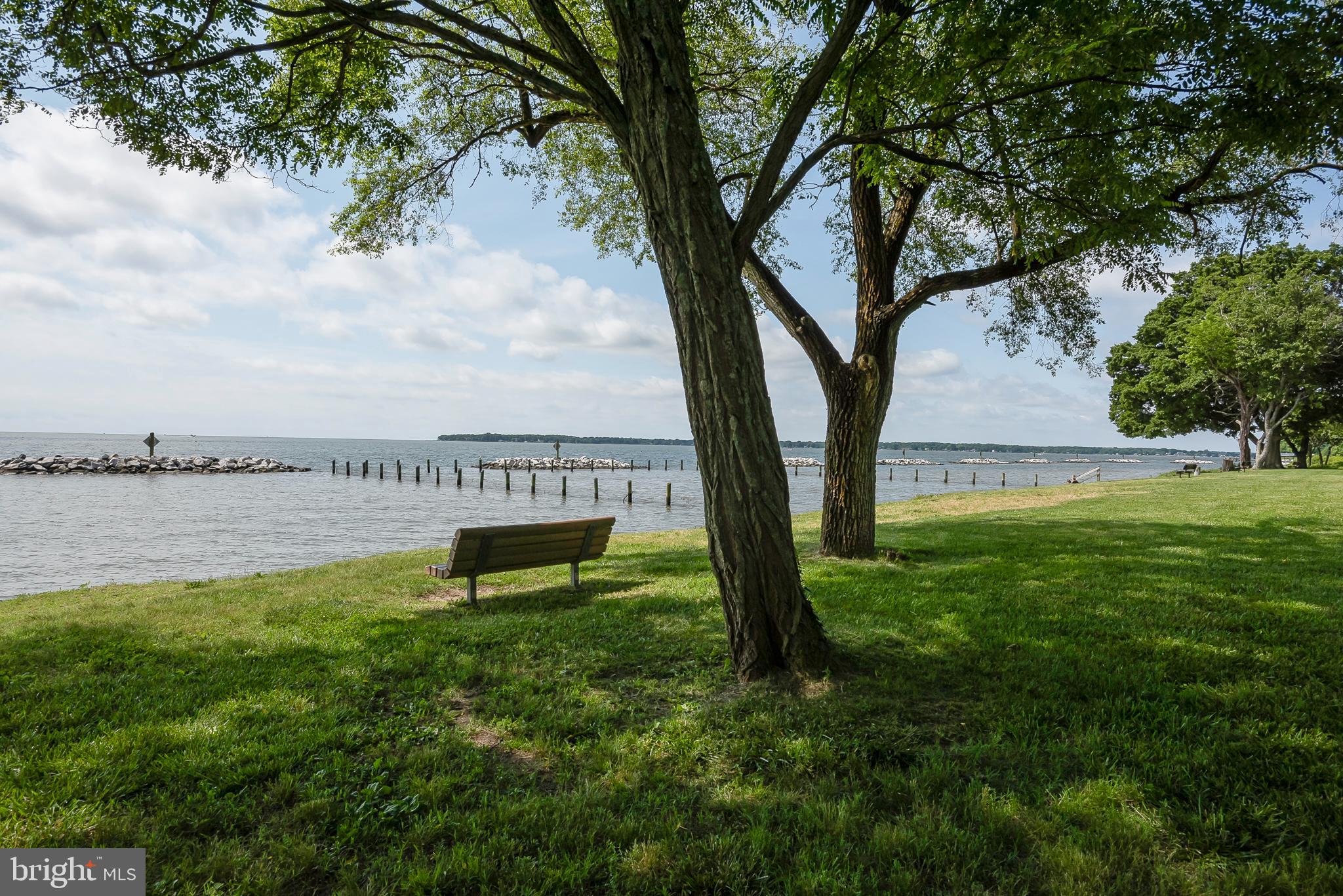 Edgewater, Maryland, 21037, United States, 5 Bedrooms Bedrooms, ,3 BathroomsBathrooms,Residential,For Sale,1895020