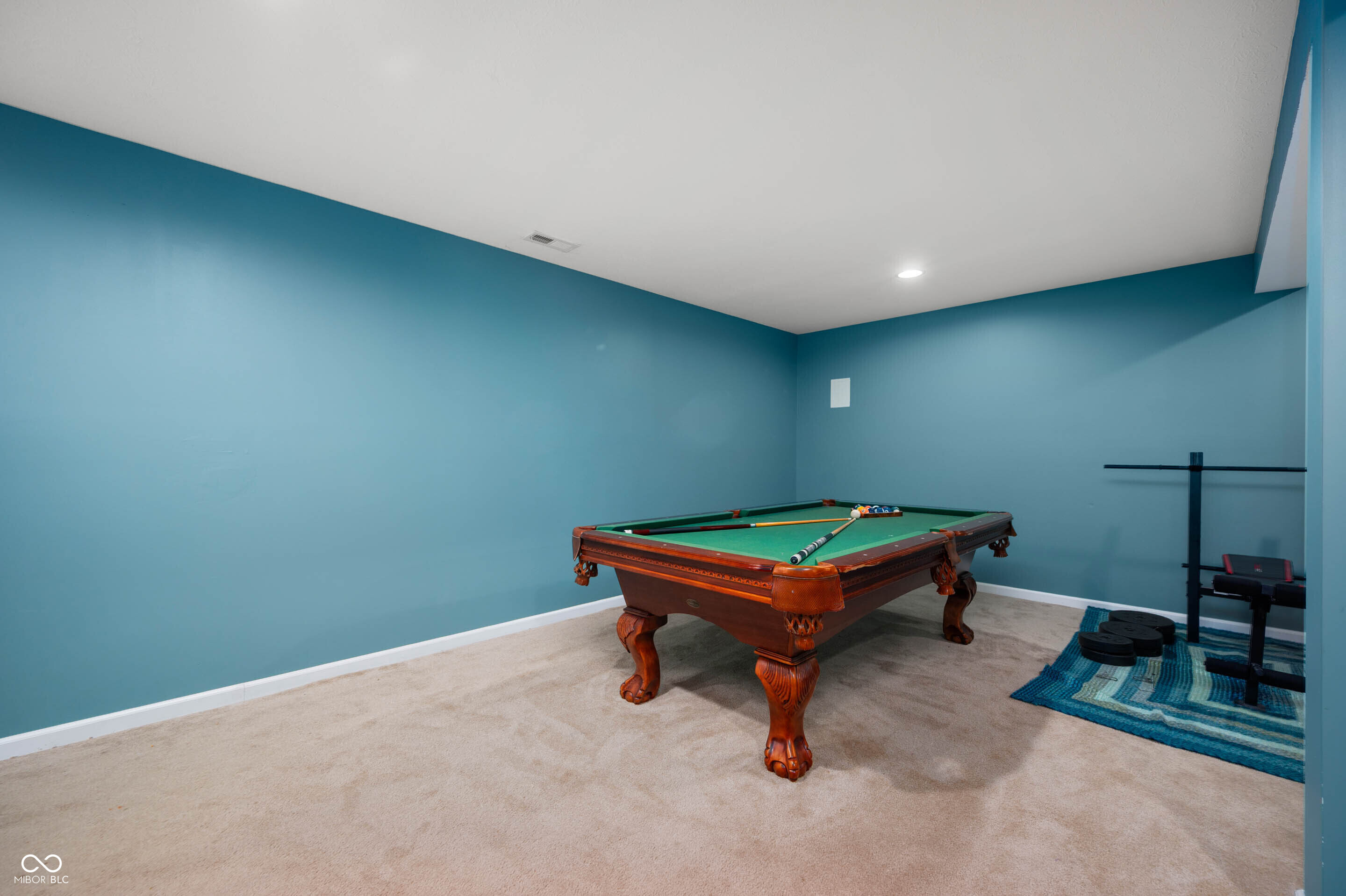 Greenwood, Indiana, 46143, United States, 5 Bedrooms Bedrooms, ,4 BathroomsBathrooms,Residential,For Sale,1879324