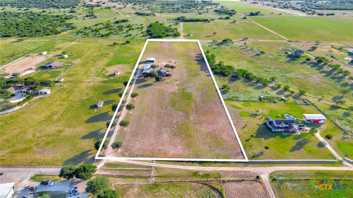 Victoria, Texas, 77904, United States, 3 Bedrooms Bedrooms, ,3 BathroomsBathrooms,Residential,For Sale,1989314