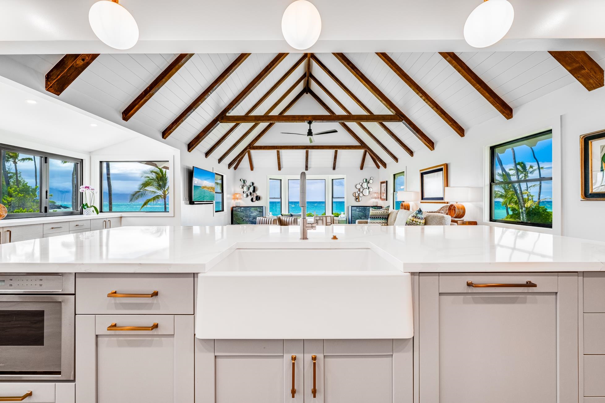 Paia, Hawaii, 96779, United States, 4 Bedrooms Bedrooms, ,4 BathroomsBathrooms,Residential,For Sale,1918260