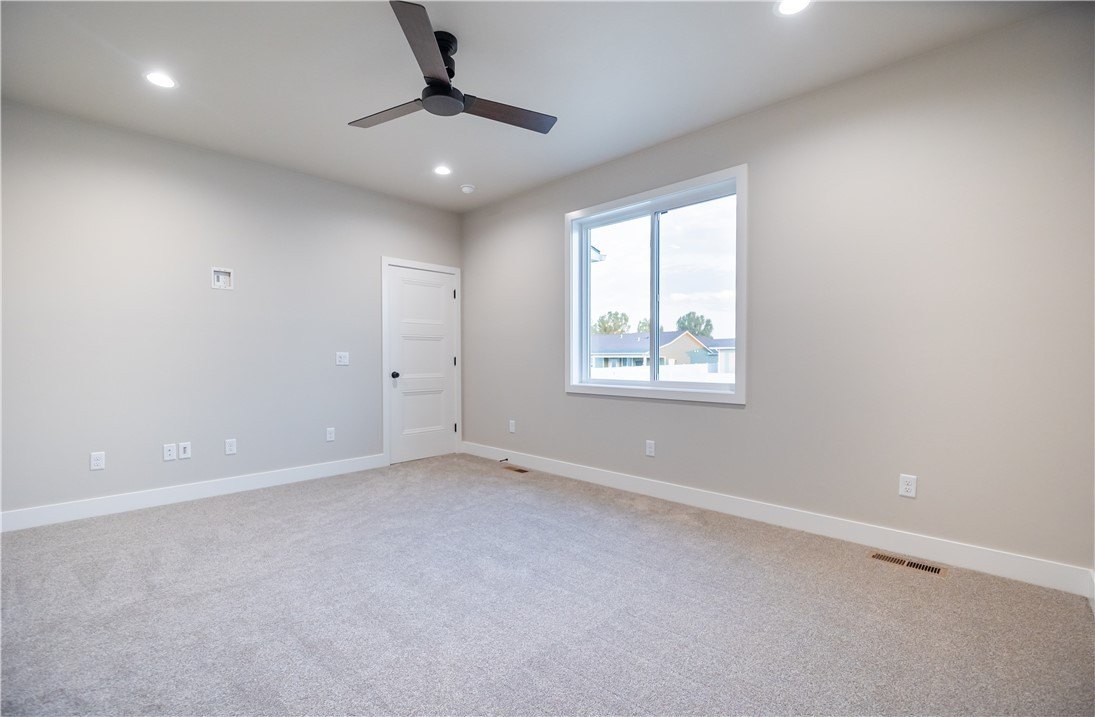 Billings, Montana, 59106, United States, 5 Bedrooms Bedrooms, ,4 BathroomsBathrooms,Residential,For Sale,1974631