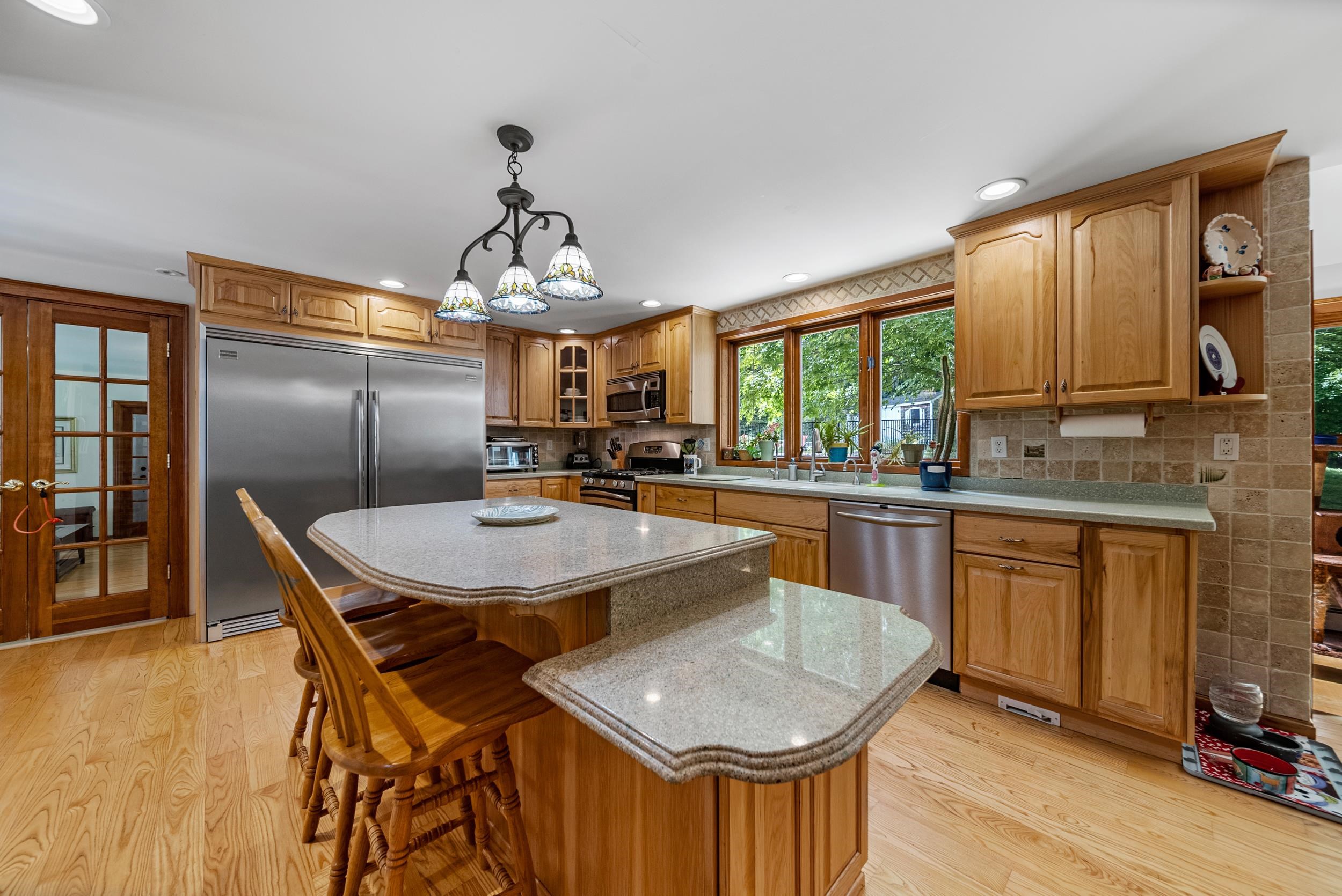 Hollis, New Hampshire, 03049, United States, 7 Bedrooms Bedrooms, ,5 BathroomsBathrooms,Residential,For Sale,1934449