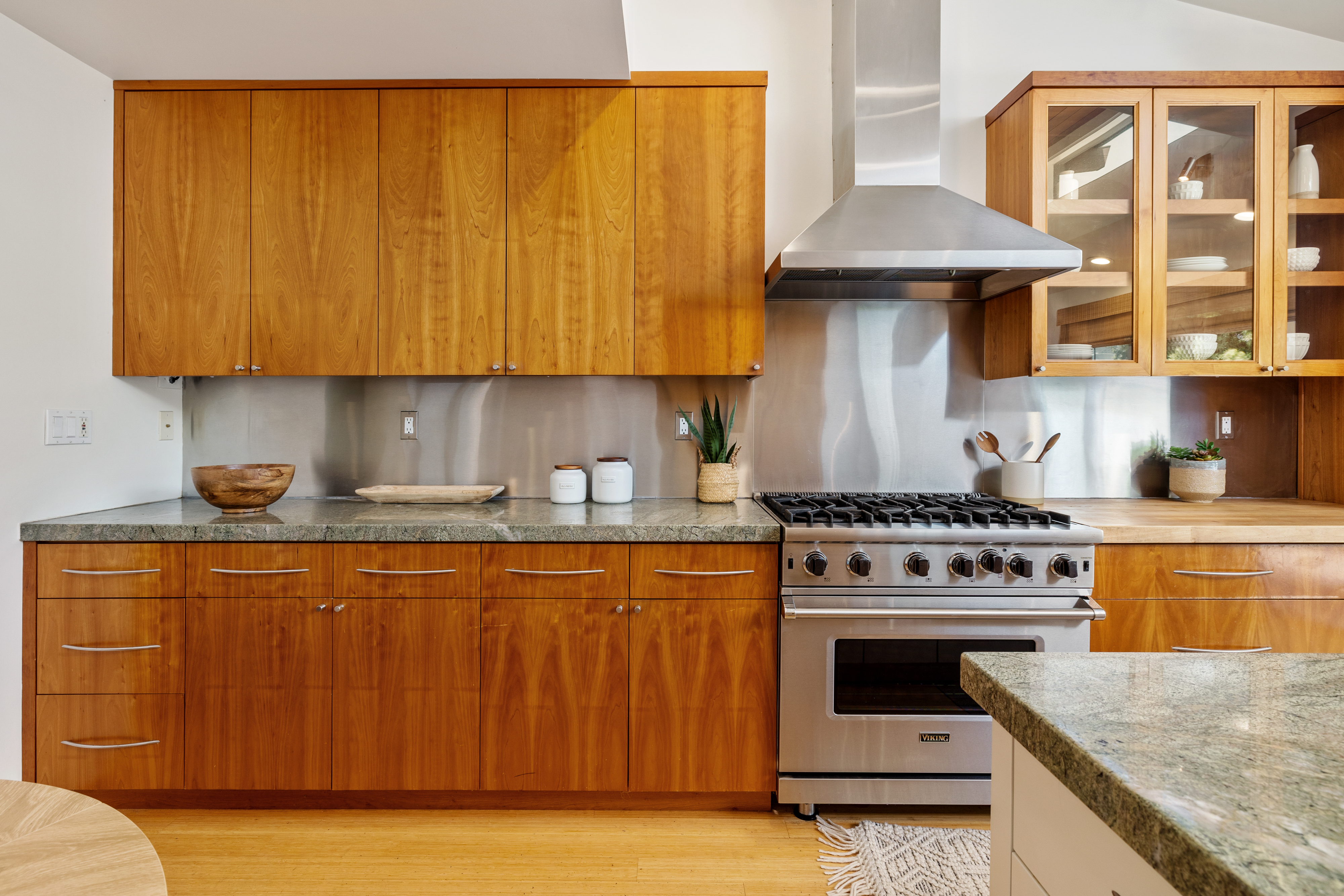  2710 Pine Avenue, Manhattan Beach, CA 90266 - 物件實景