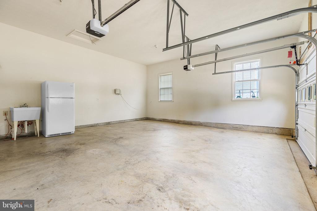 Fredericksburg, Virginia, 22401, United States, 5 Bedrooms Bedrooms, ,3 BathroomsBathrooms,Residential,For Sale,1920807