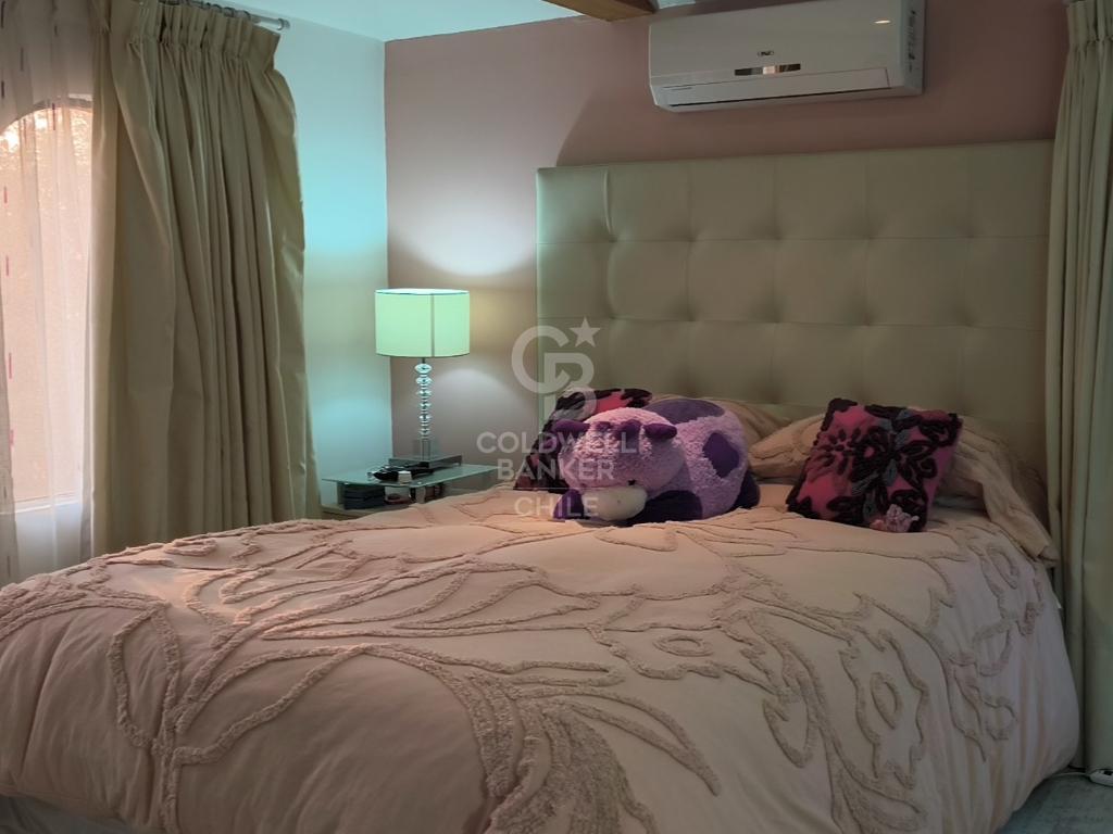 Las Condes, Chile, 5 Bedrooms Bedrooms, ,4 BathroomsBathrooms,Residential,For Sale,1821022