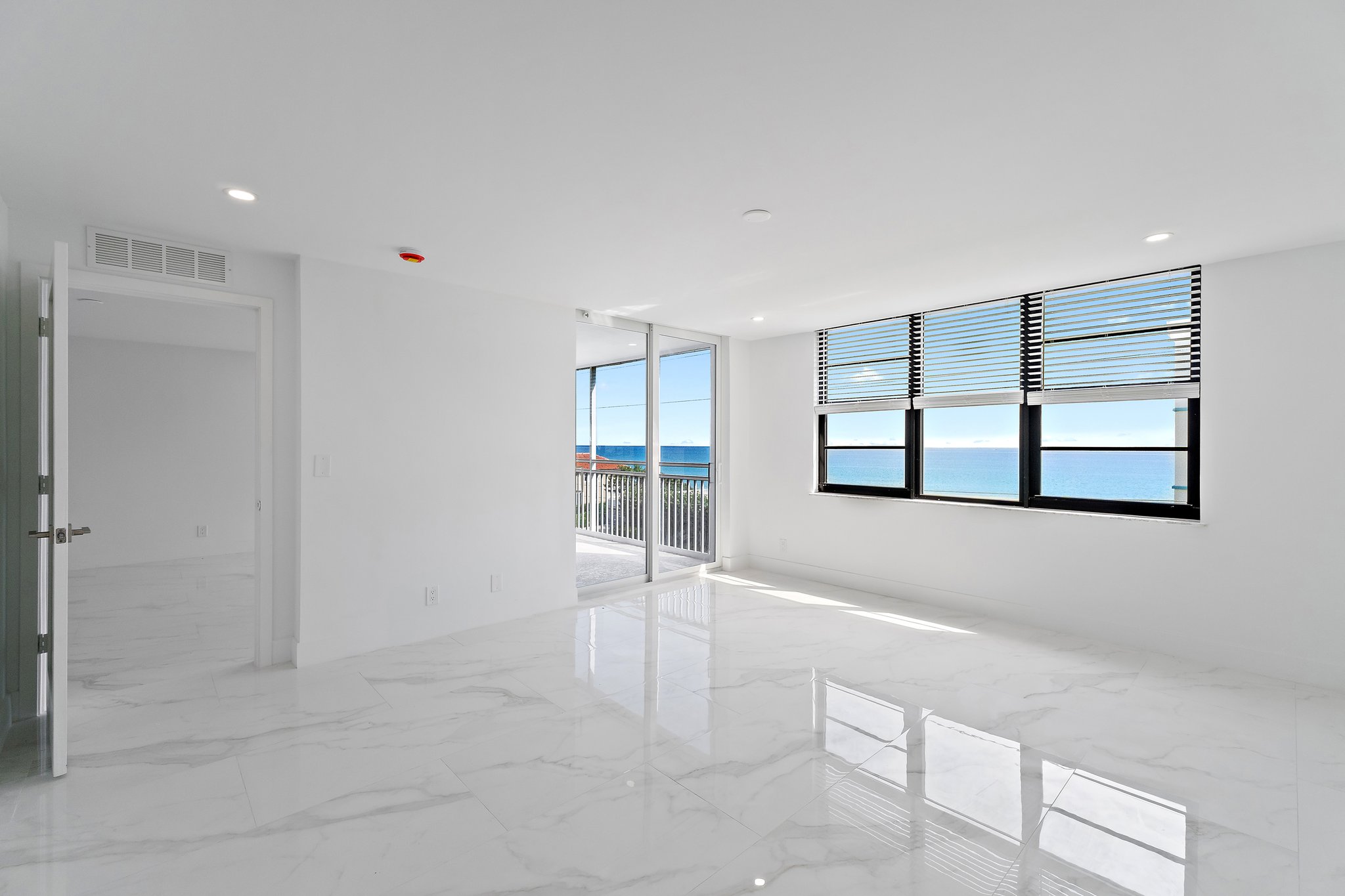  911 Ocean Drive, Juno Beach, FL, 33408 - 物件實景